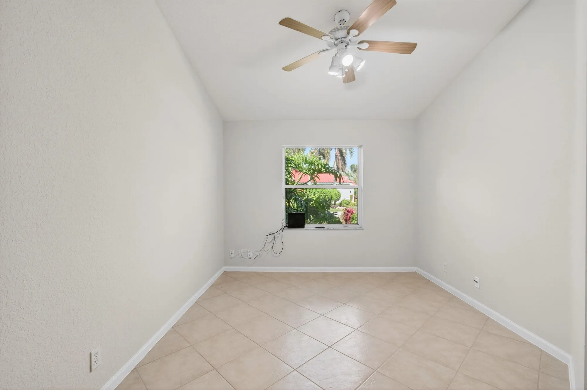Property Slideshow image 54 of 93 | 7413 haviland cir, Boynton Beach, FL, 33437