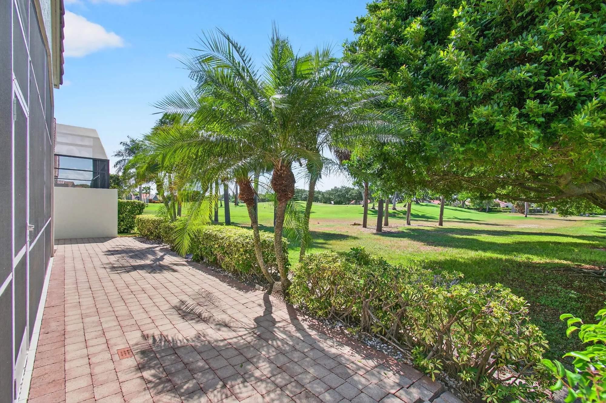 Property Slideshow image 14 of 93 | 7413 haviland cir, Boynton Beach, FL, 33437