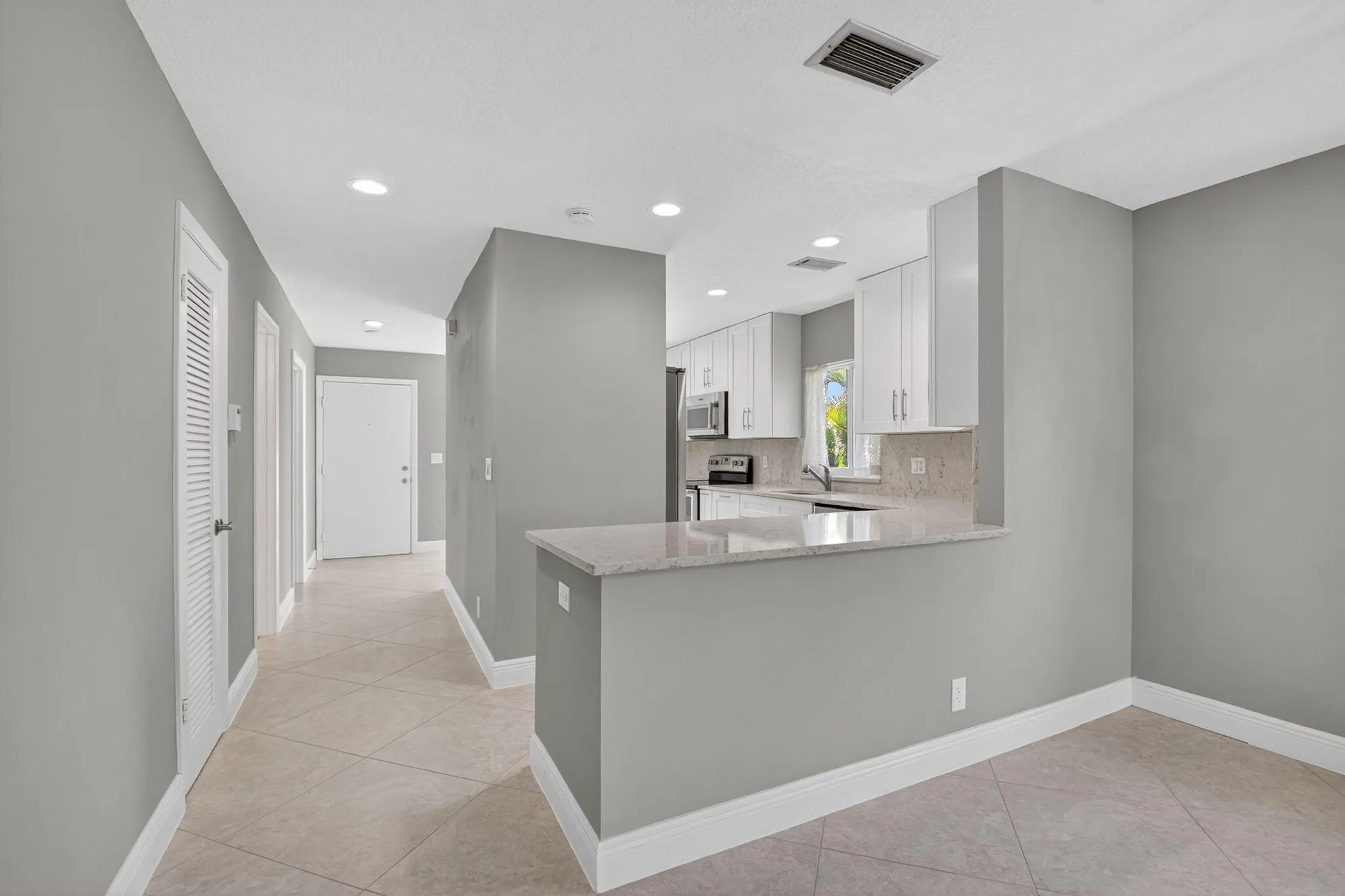 Property Slideshow image 19 of 73 | 5880 sugar palm ct b, Delray Beach, FL, 33484