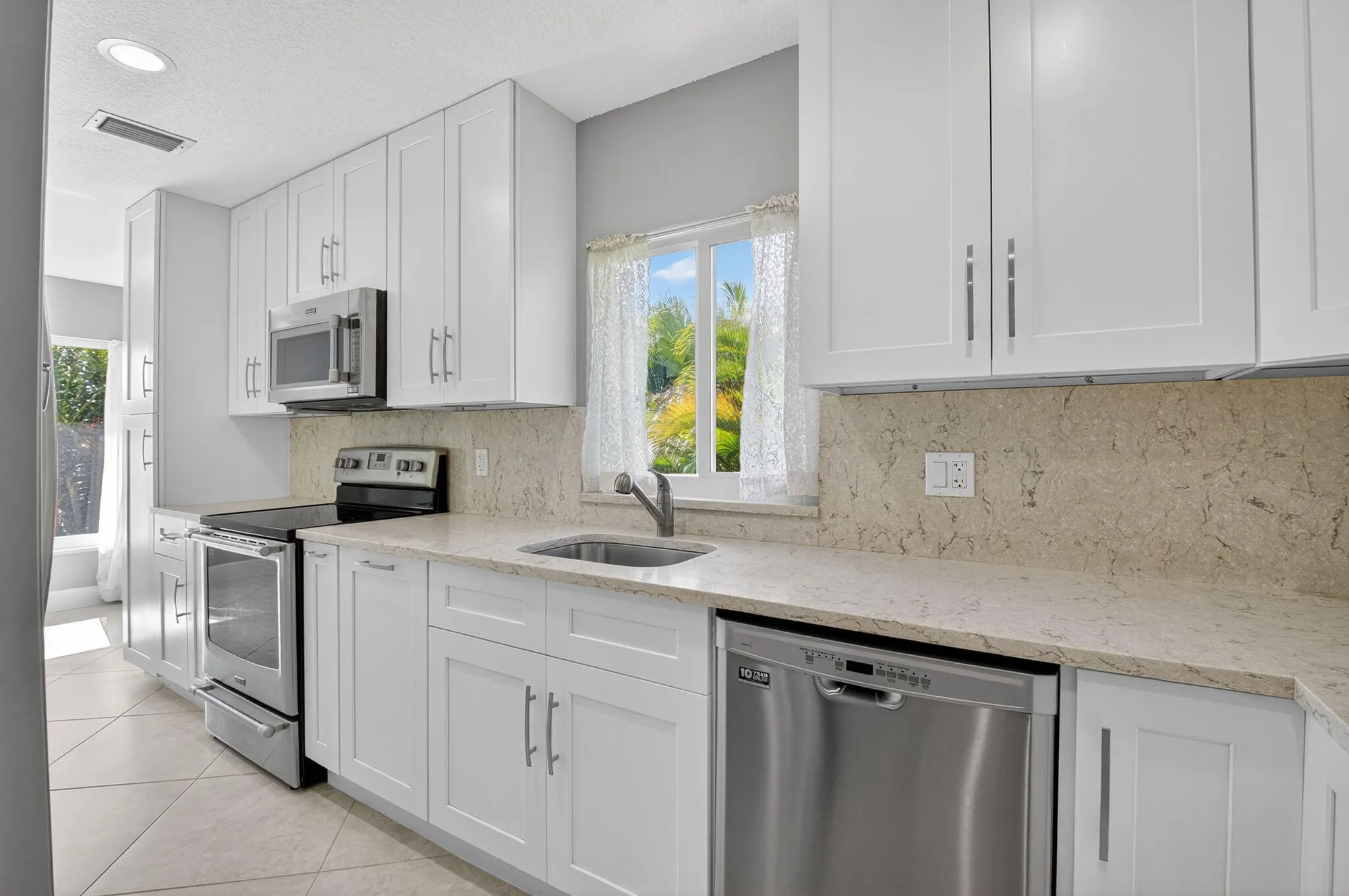 Property Slideshow image 22 of 73 | 5880 sugar palm ct b, Delray Beach, FL, 33484