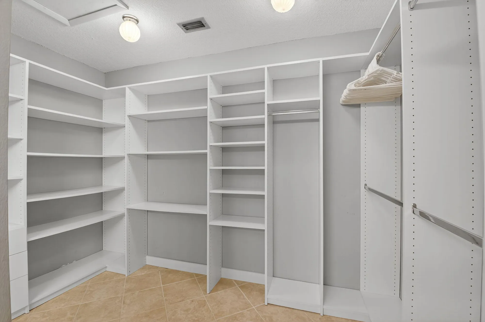 Property Slideshow image 33 of 73 | 5880 sugar palm ct b, Delray Beach, FL, 33484