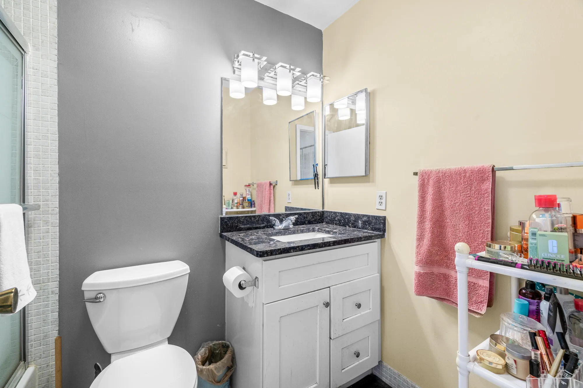 Property Slideshow image 16 of 22 | 184 flanders d, Delray Beach, FL, 33484