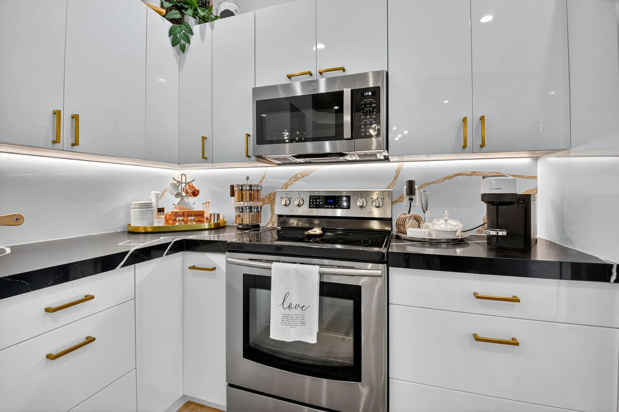 Property Slideshow image 20 of 117 | 7266 southport dr, Boynton Beach, FL, 33472