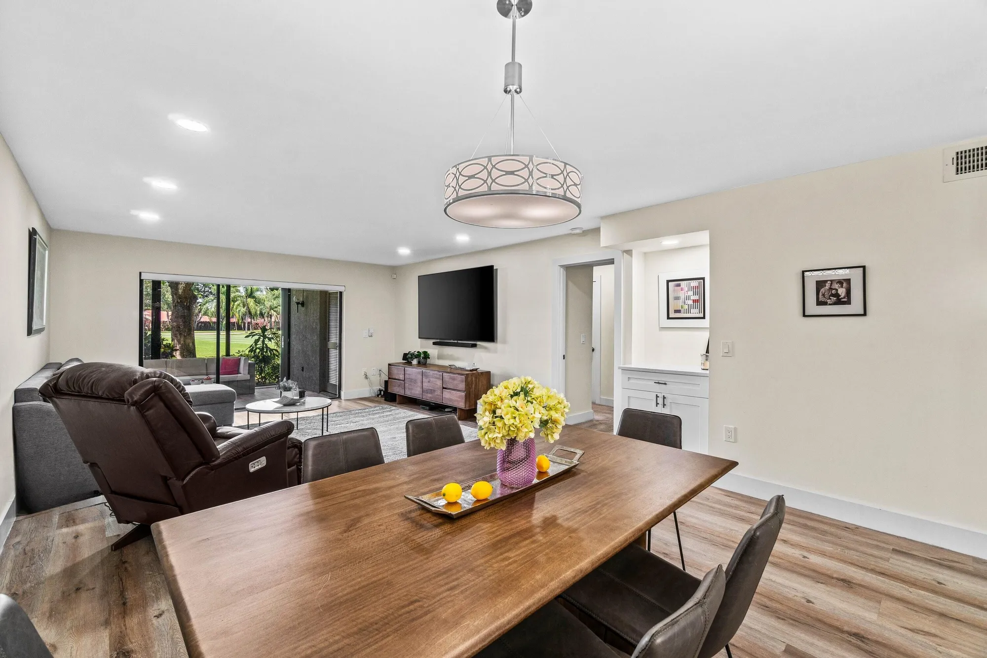 Property Slideshow image 7 of 49 | 18 stratford dr e, Boynton Beach, FL, 33436