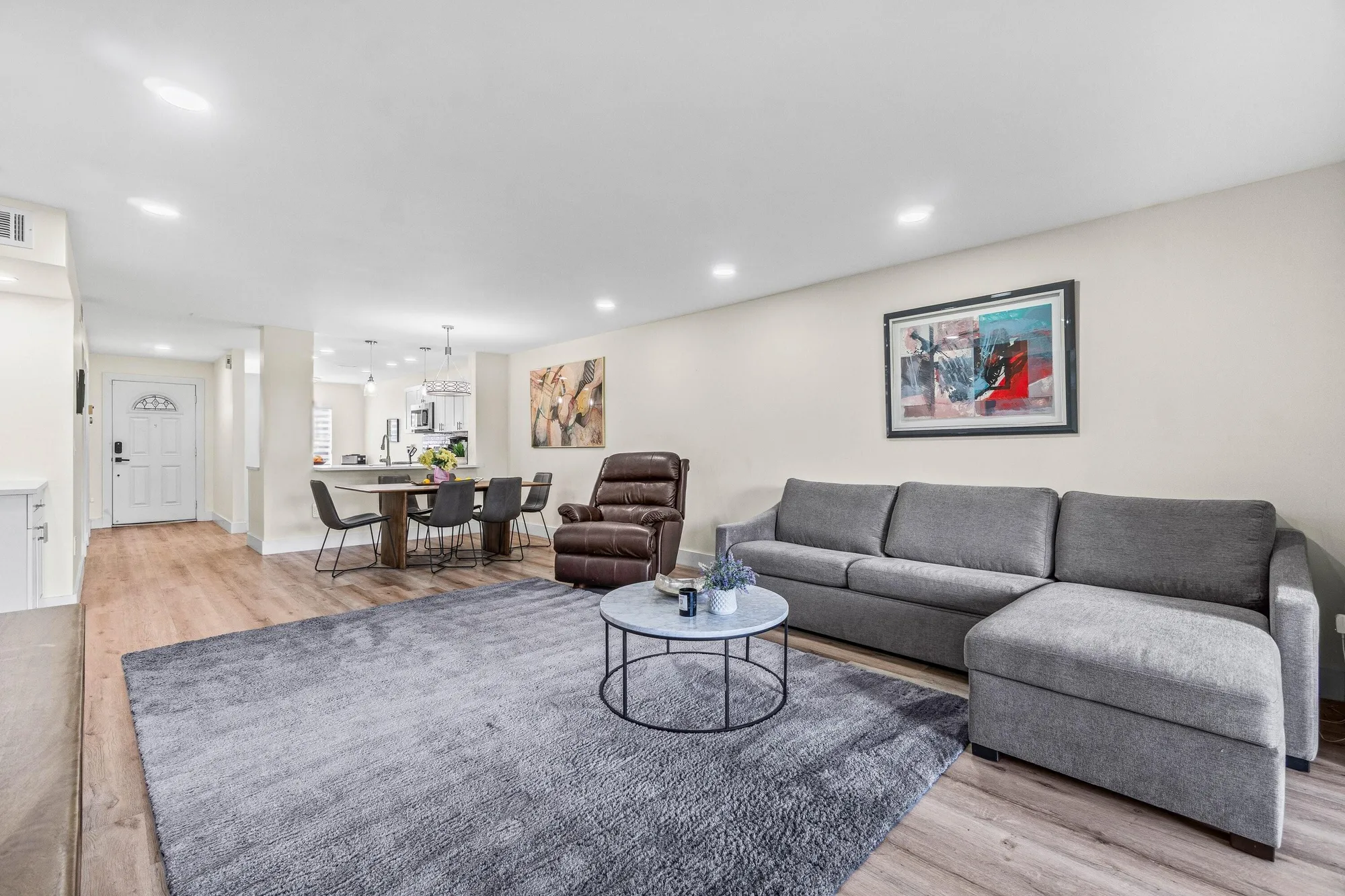 Property Slideshow image 10 of 49 | 18 stratford dr e, Boynton Beach, FL, 33436