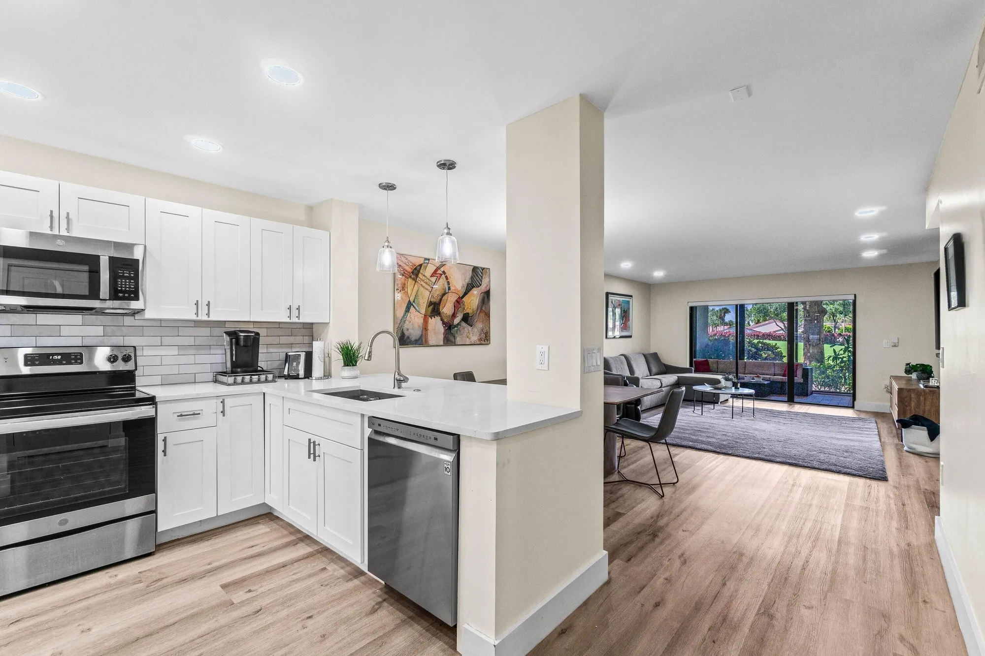 Property Slideshow image 1 of 49 | 18 stratford dr e, Boynton Beach, FL, 33436