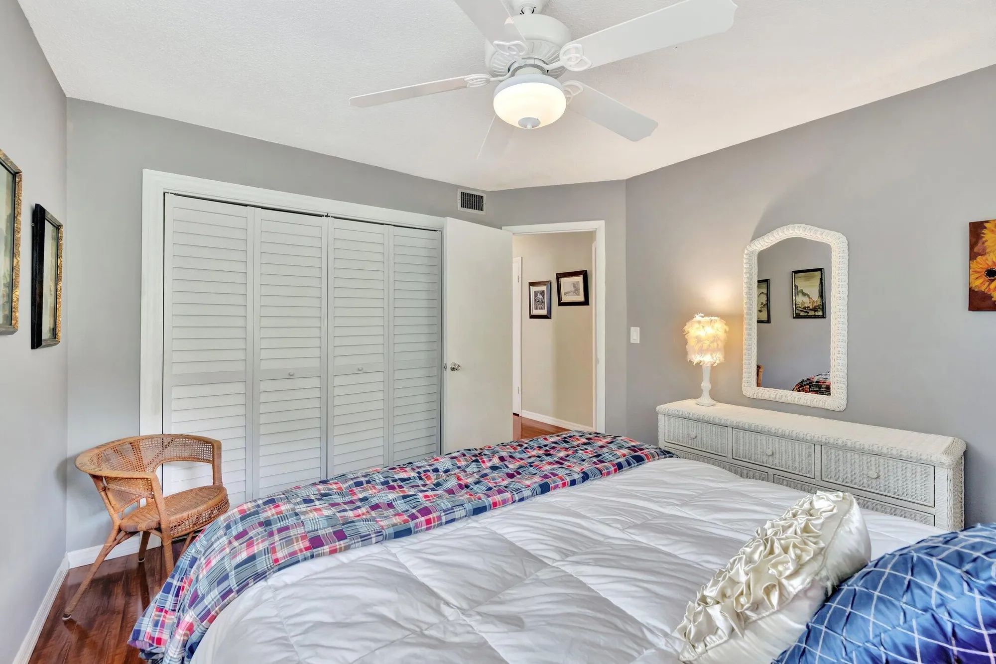 Property Slideshow image 11 of 25 | 2929 se ocean blvd 107-6, Stuart, FL, 34996