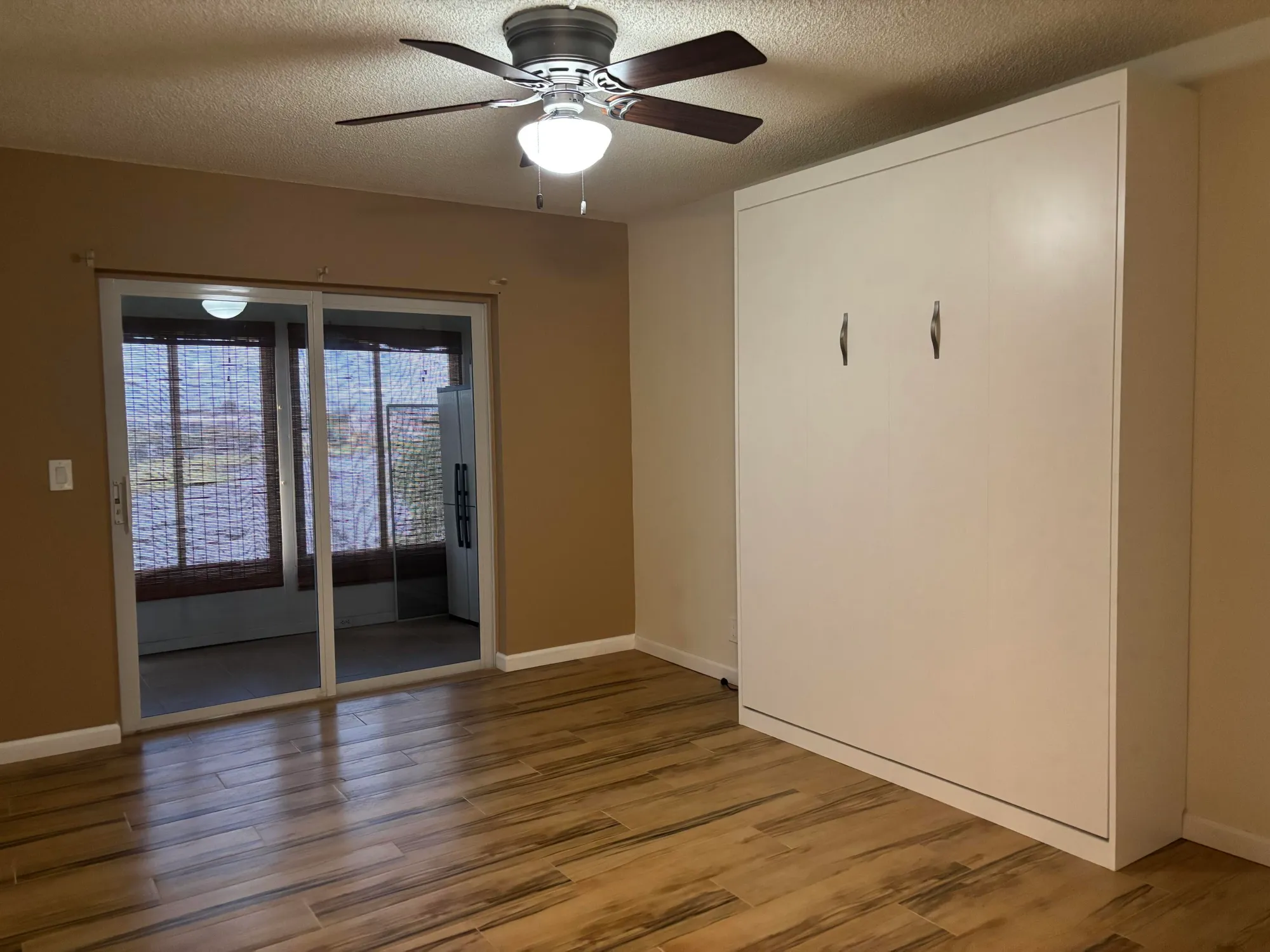 Property Slideshow image 4 of 18 | 312 wellington f, West Palm Beach, FL, 33417