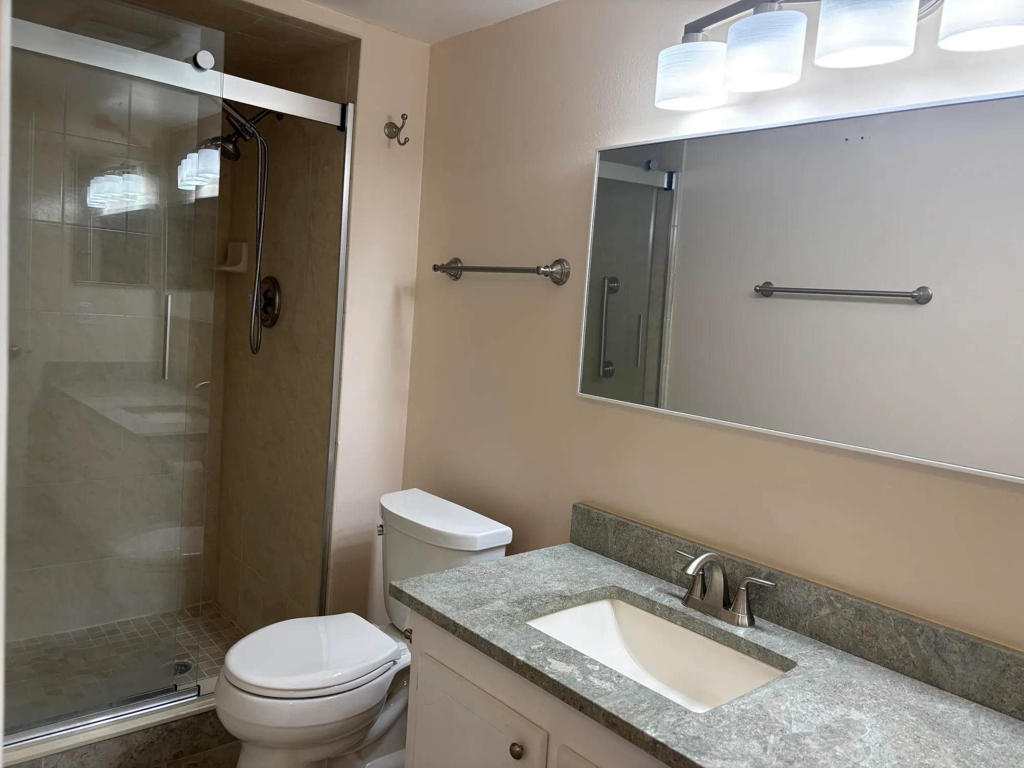 Property Slideshow image 16 of 18 | 312 wellington f, West Palm Beach, FL, 33417