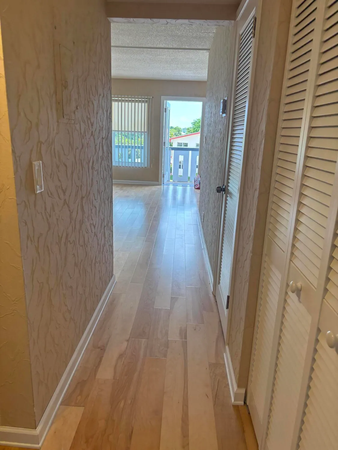 Property Slideshow image 12 of 18 | 312 wellington f, West Palm Beach, FL, 33417