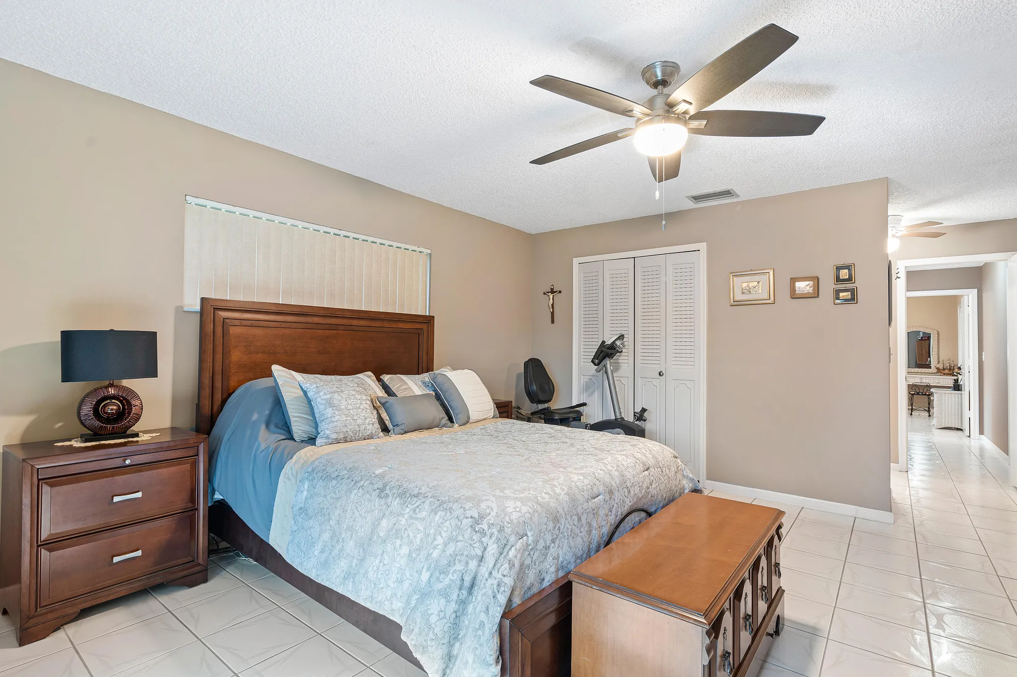 Property Slideshow image 16 of 24 | 4903 equestrian cir a, Boynton Beach, FL, 33436
