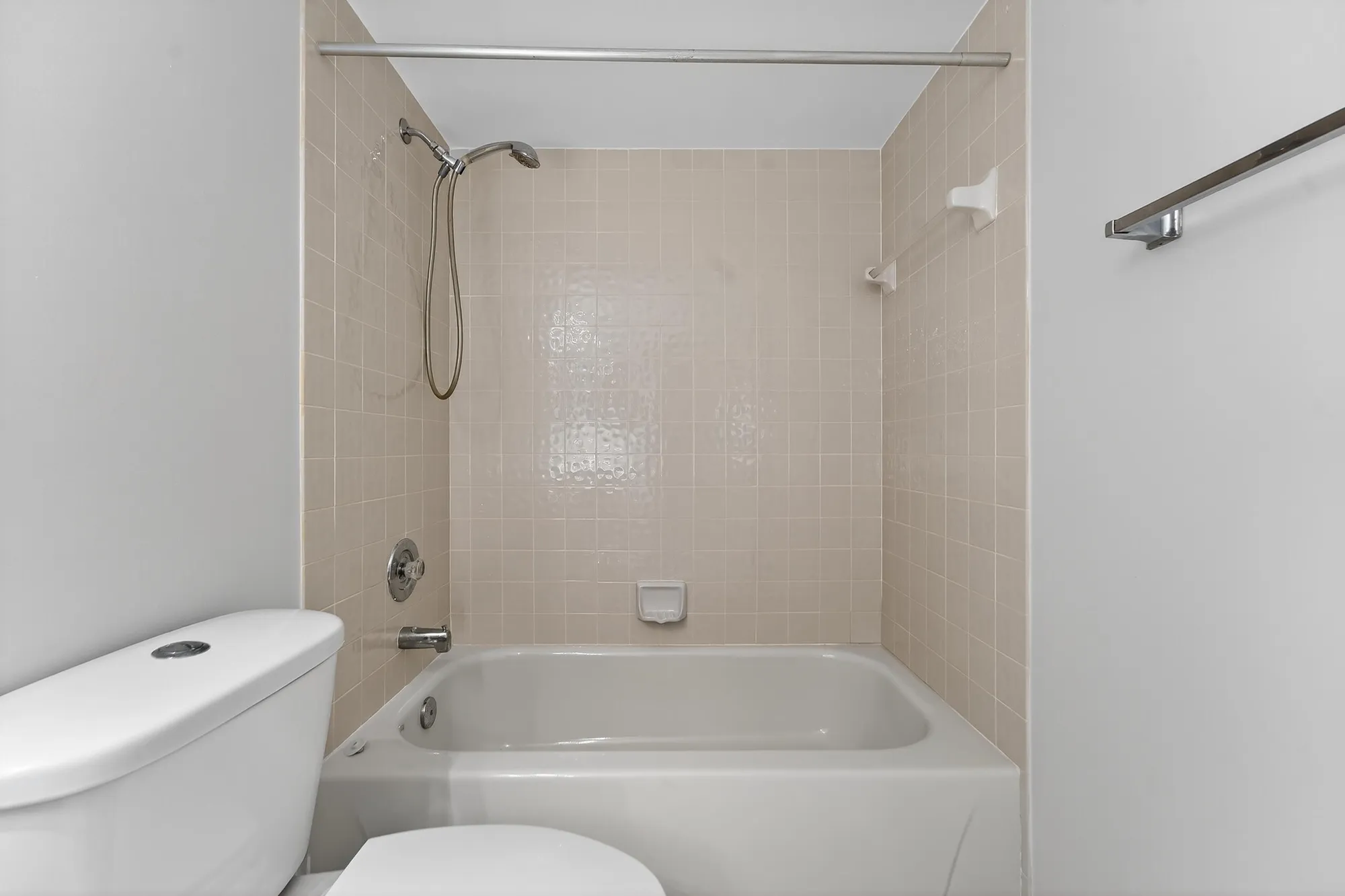 Property Slideshow image 28 of 47 | 5574 witney dr apt 102, Delray Beach, FL, 33484