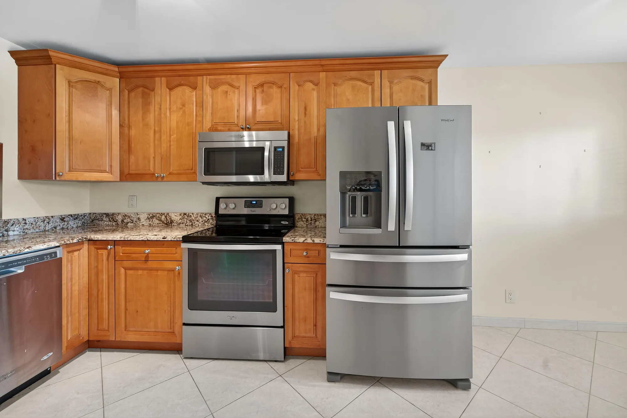 Property Slideshow image 8 of 47 | 5574 witney dr apt 102, Delray Beach, FL, 33484