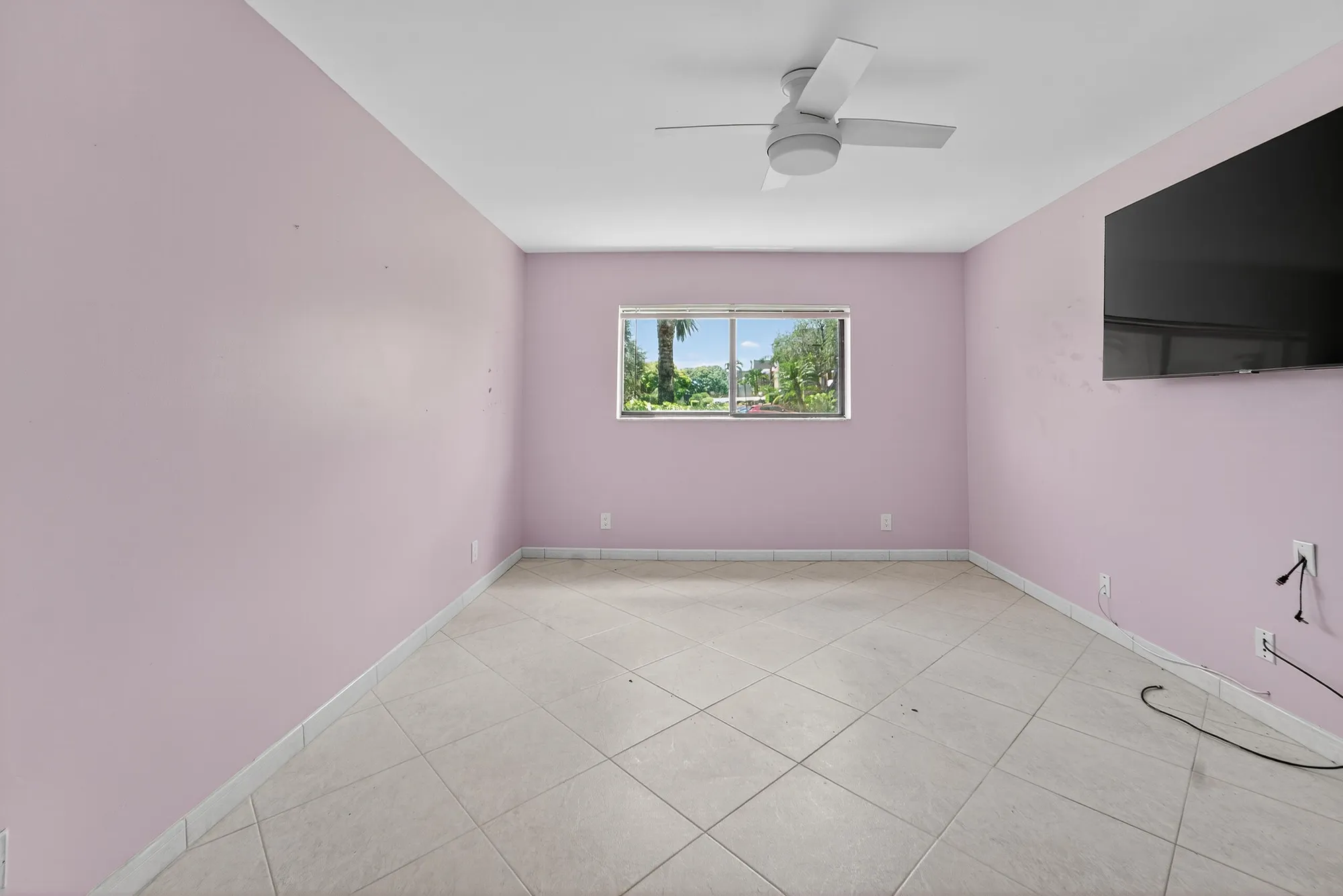 Property Slideshow image 22 of 47 | 5574 witney dr apt 102, Delray Beach, FL, 33484