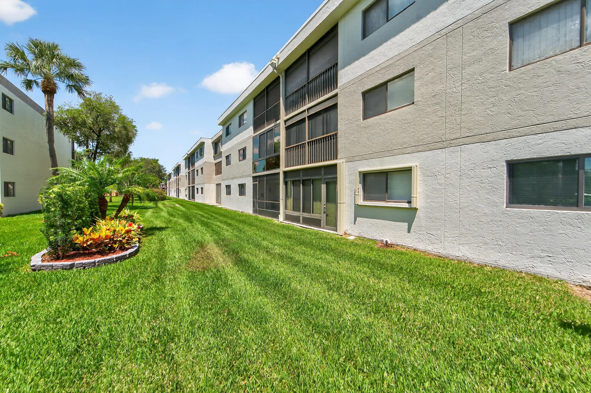 Property Slideshow image 37 of 47 | 5574 witney dr apt 102, Delray Beach, FL, 33484