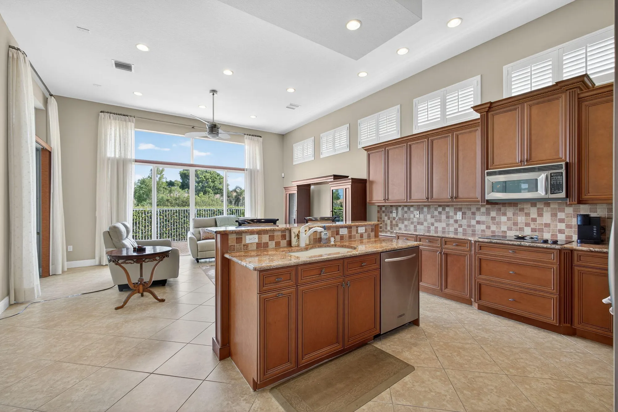 Property Slideshow image 10 of 42 | 9783 via grandezza, Wellington, FL, 33411