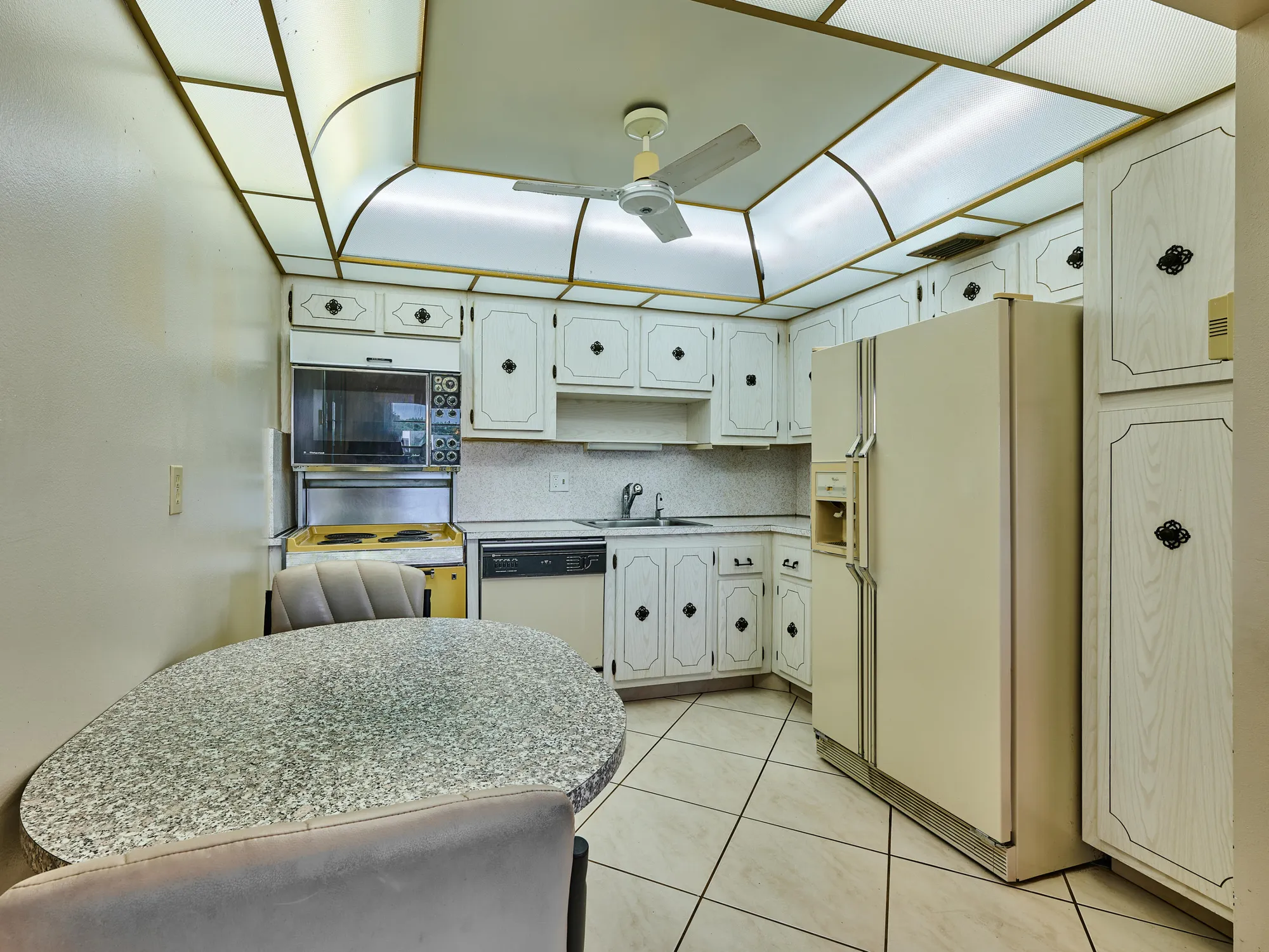 Property Slideshow image 5 of 48 | 409 greenbrier b # 409, West Palm Beach, FL, 33417