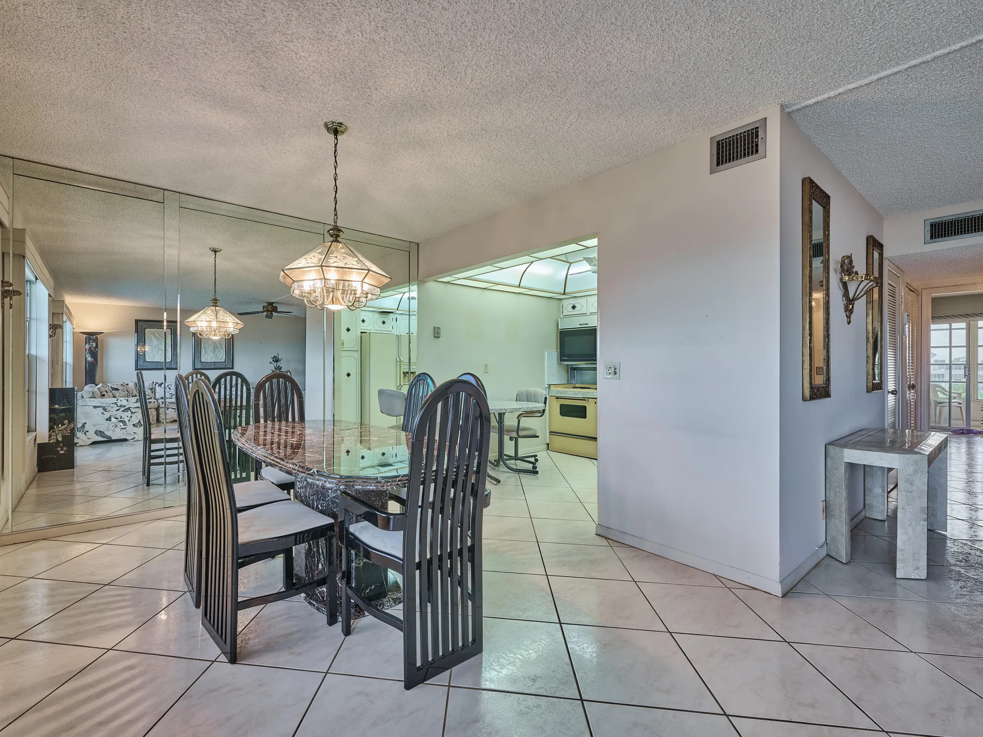 Property Slideshow image 4 of 48 | 409 greenbrier b # 409, West Palm Beach, FL, 33417
