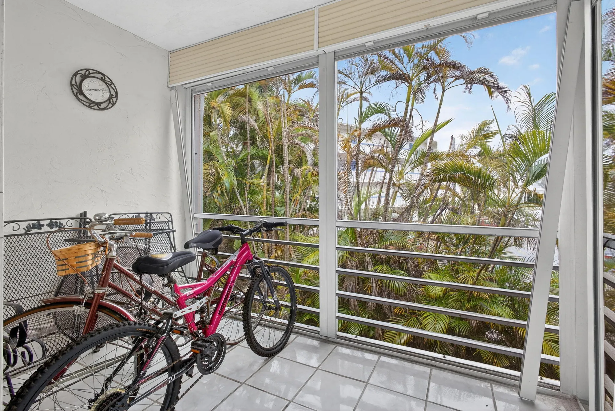 Property Slideshow image 11 of 33 | 26 golfs edge f, West Palm Beach, FL, 33417