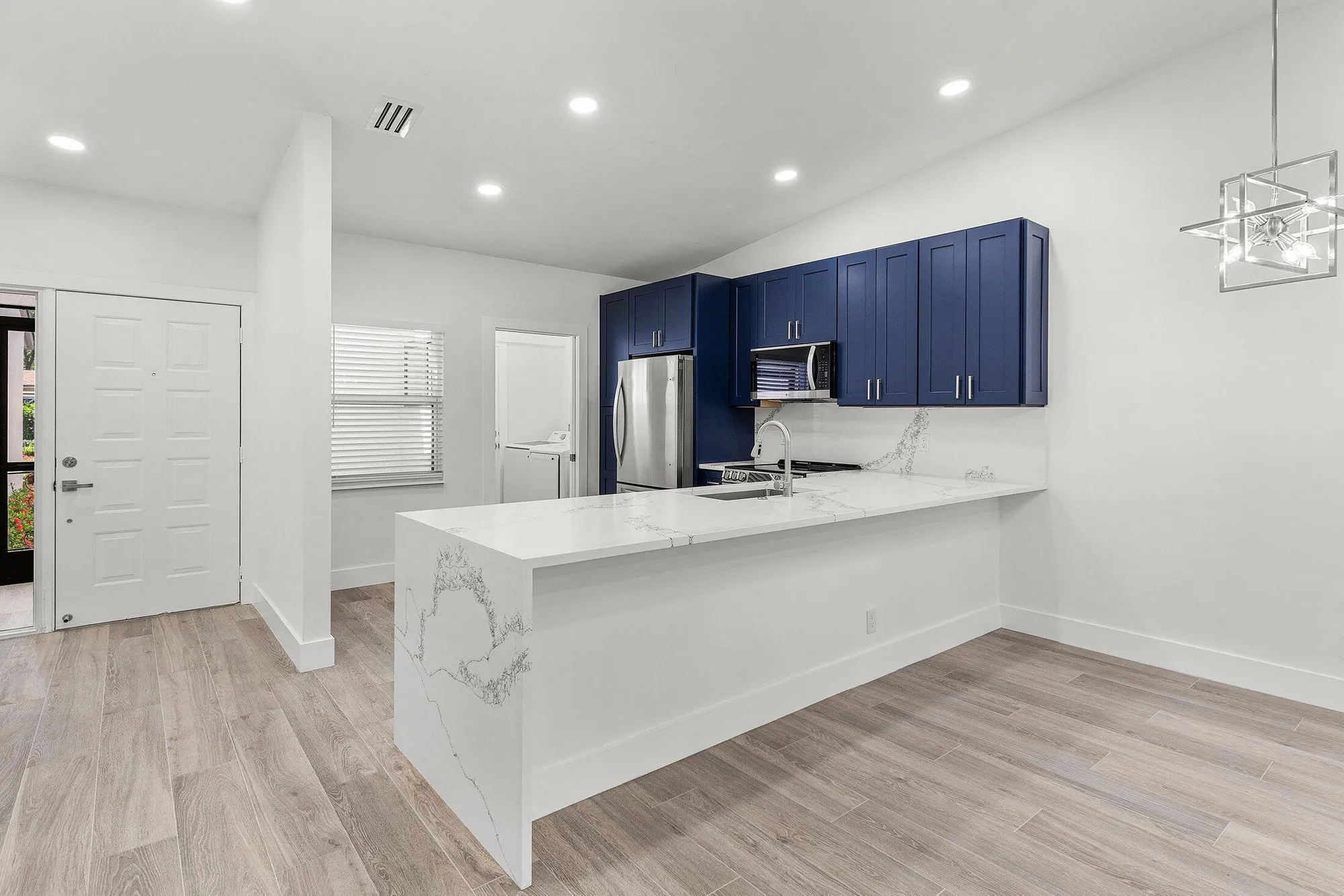 Property Slideshow image 6 of 50 | 8065 whispering palm dr, Boca Raton, FL, 33496