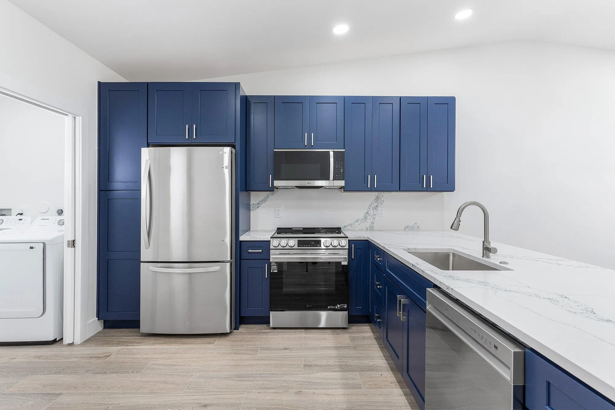 Property Slideshow image 9 of 50 | 8065 whispering palm dr, Boca Raton, FL, 33496