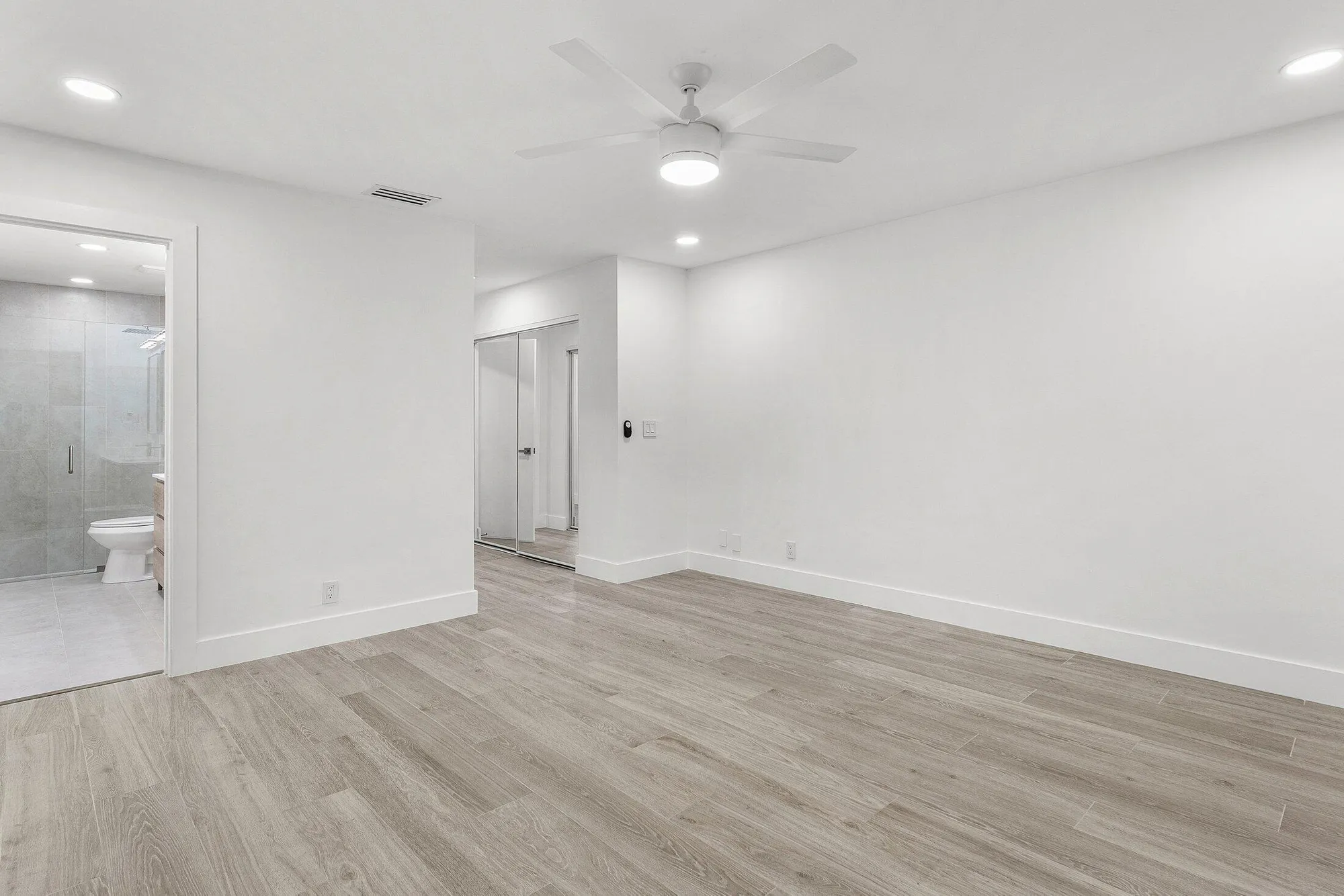 Property Slideshow image 22 of 50 | 8065 whispering palm dr, Boca Raton, FL, 33496