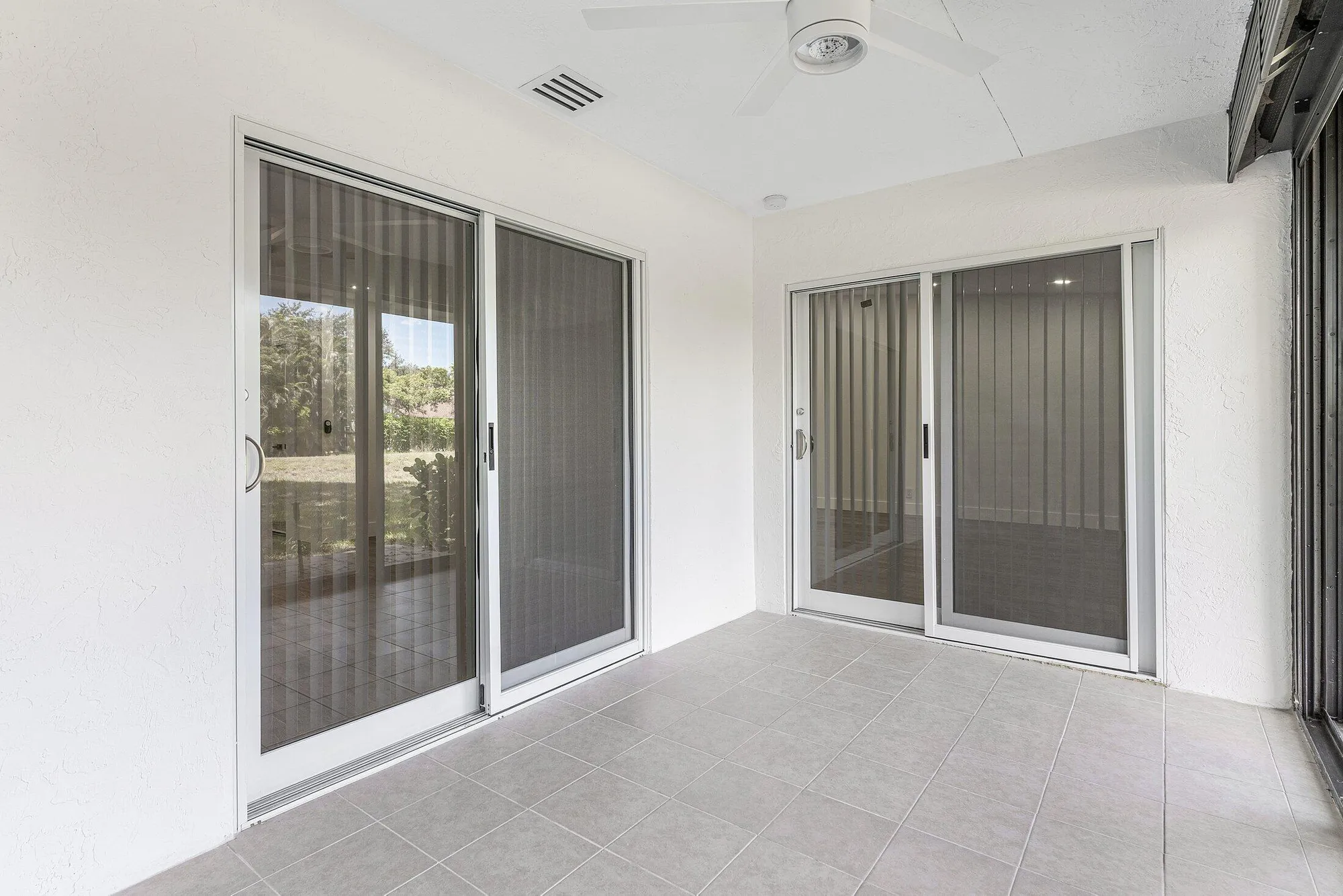 Property Slideshow image 33 of 50 | 8065 whispering palm dr, Boca Raton, FL, 33496