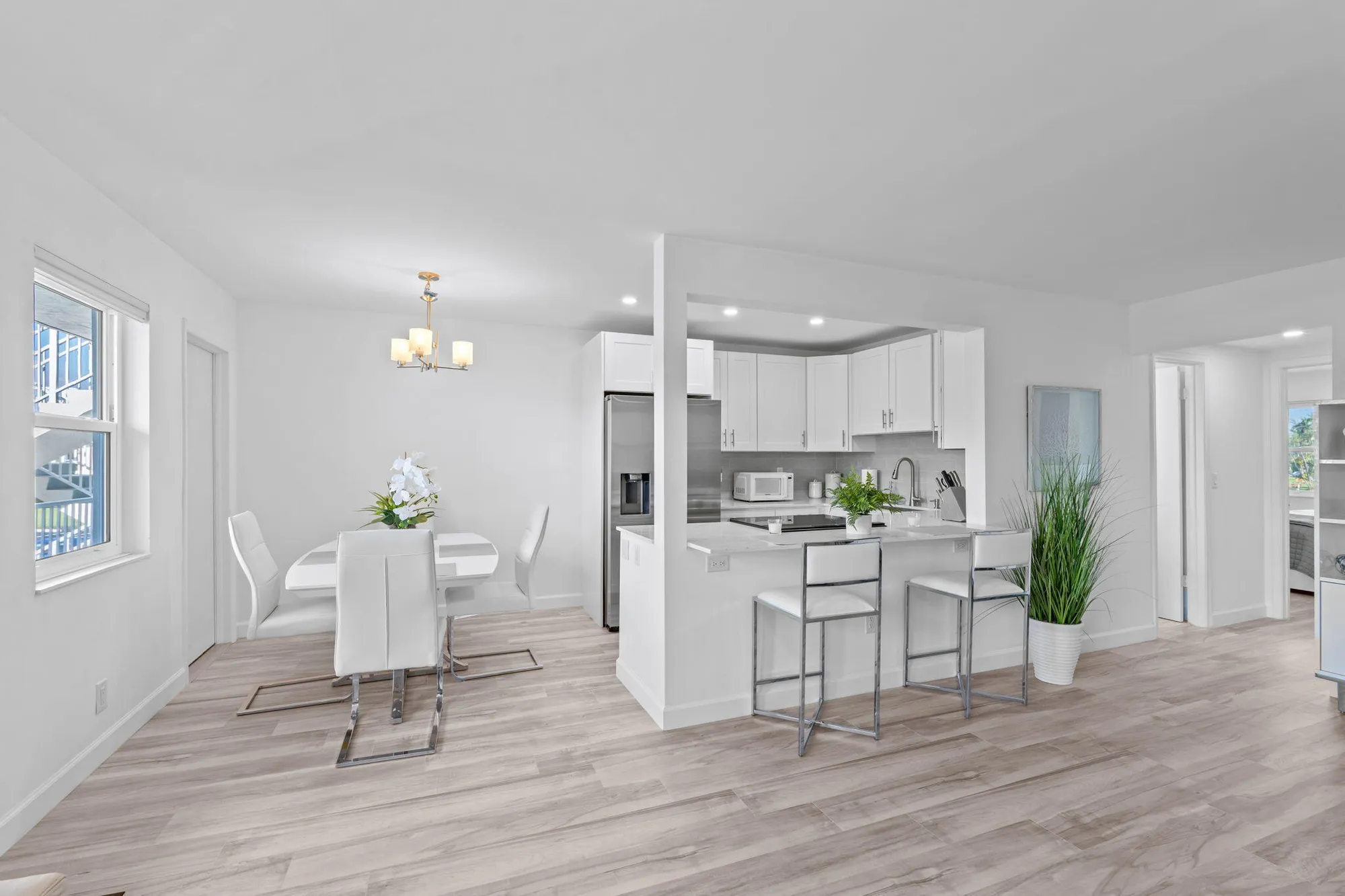 Property Slideshow image 5 of 33 | 530 horizons e 203, Boynton Beach, FL, 33435