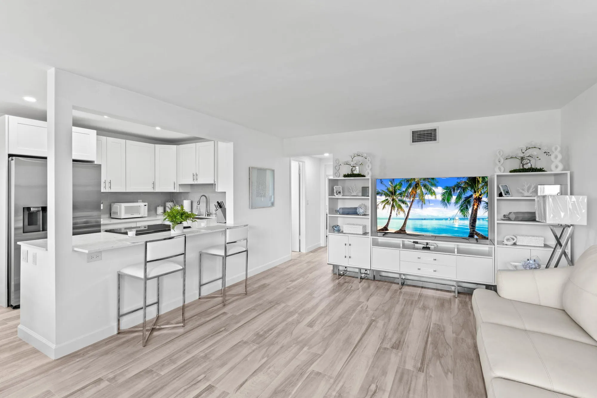 Property Slideshow image 9 of 33 | 530 horizons e 203, Boynton Beach, FL, 33435