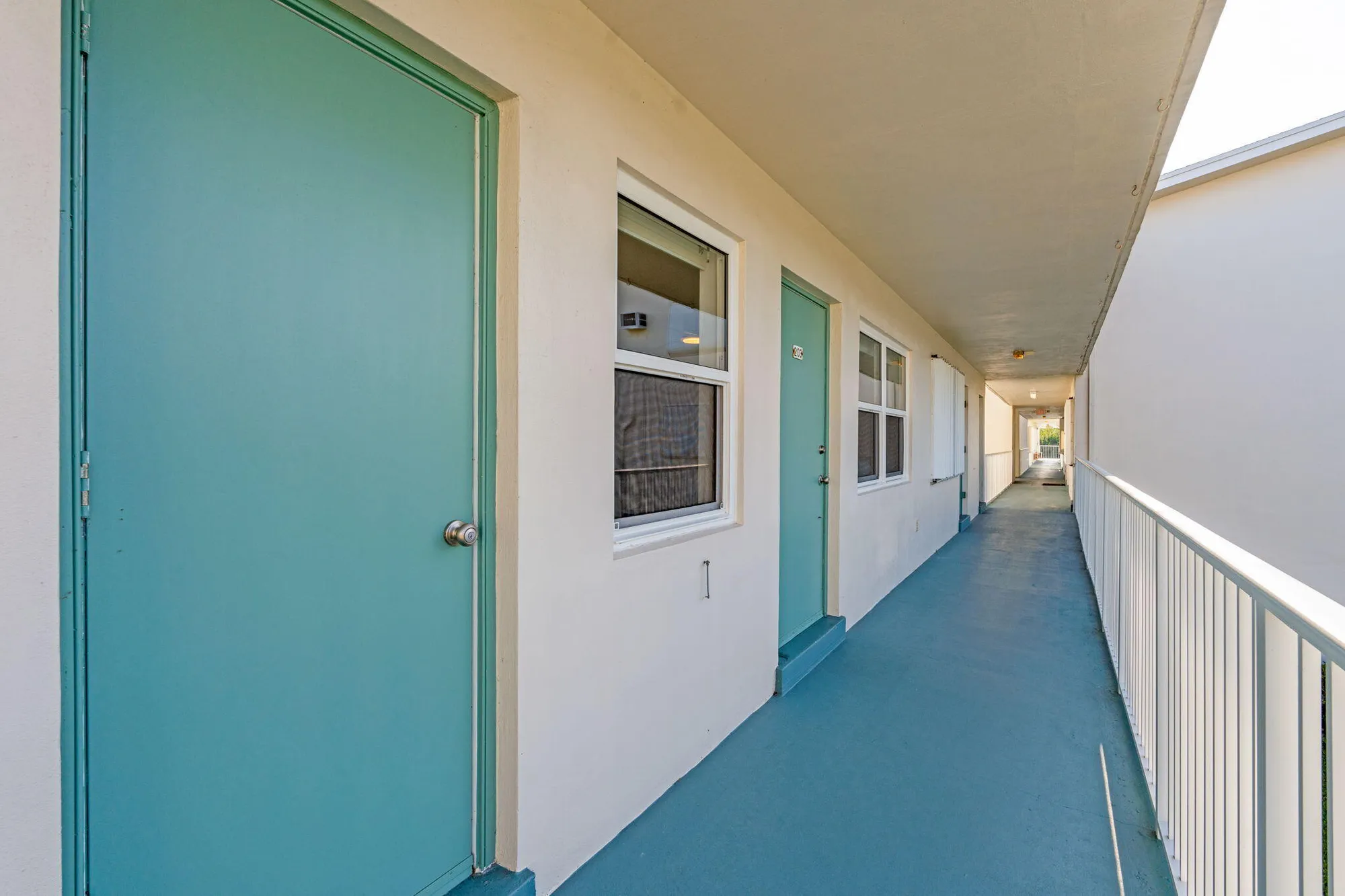 Property Slideshow image 25 of 33 | 530 horizons e 203, Boynton Beach, FL, 33435
