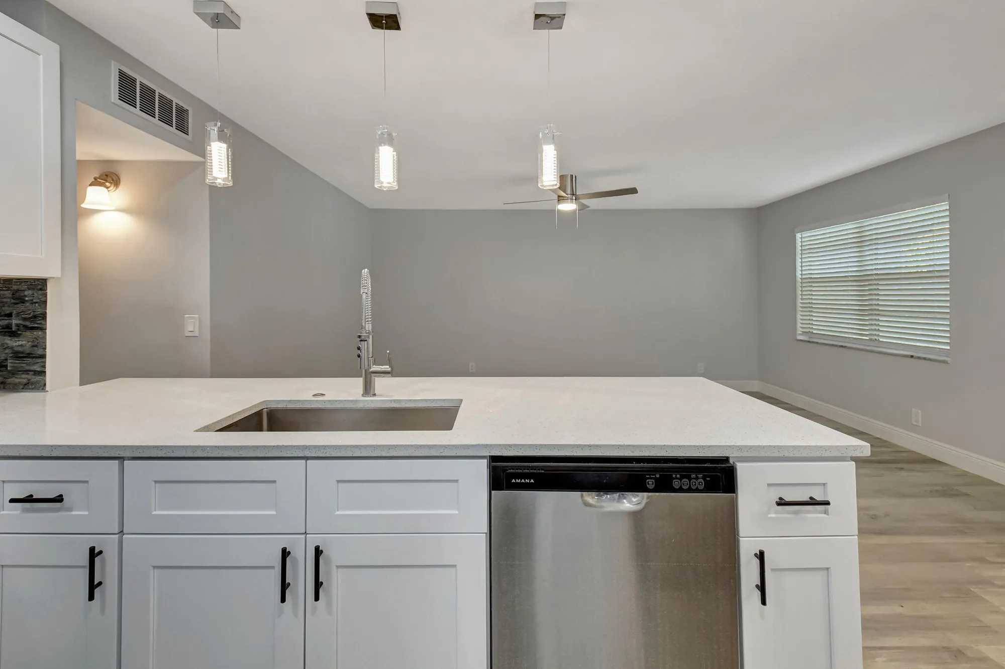 Property Slideshow image 12 of 71 | 909 flanders, Delray Beach, FL, 33484