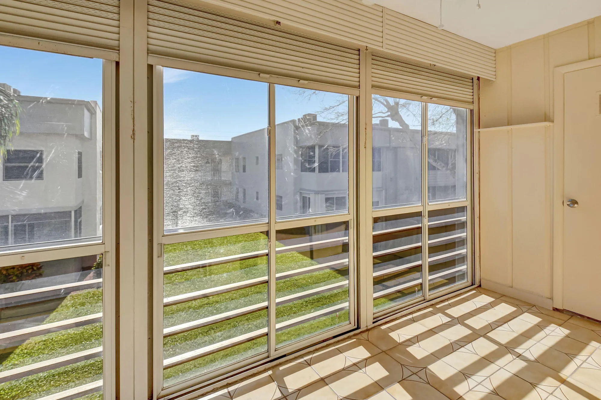 Property Slideshow image 22 of 71 | 909 flanders, Delray Beach, FL, 33484