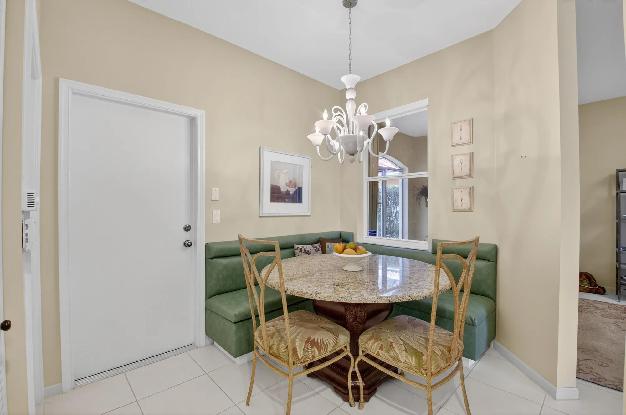 Property Slideshow image 15 of 86 | 12439 crystal pointe dr 102, Boynton Beach, FL, 33437