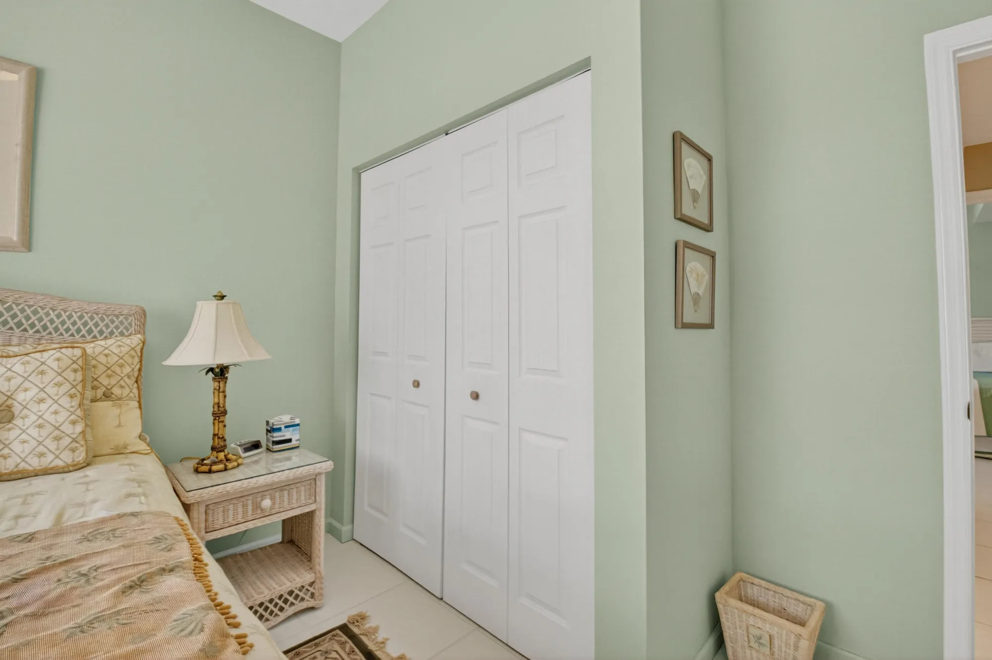 Property Slideshow image 30 of 86 | 12439 crystal pointe dr 102, Boynton Beach, FL, 33437