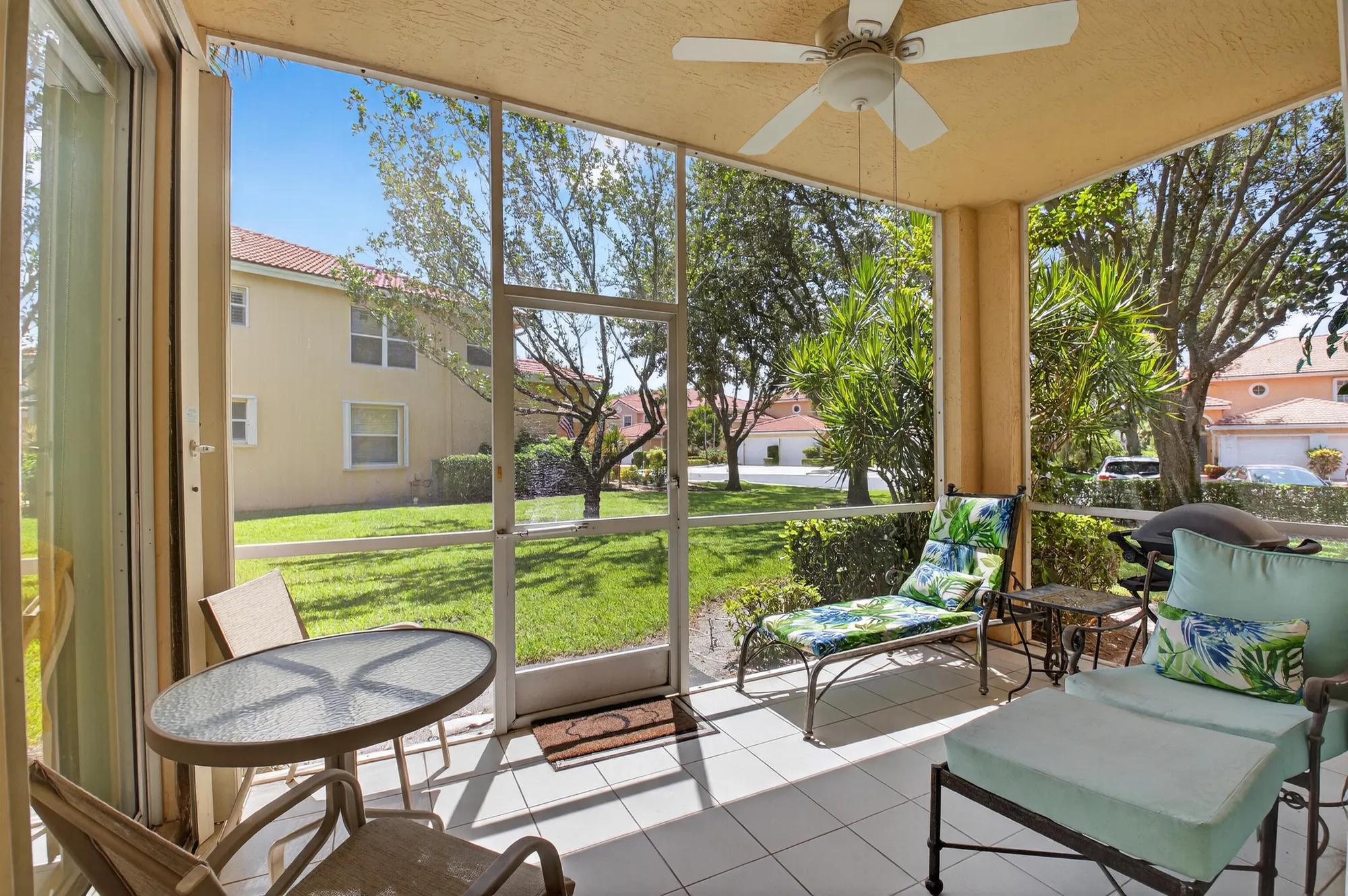 Property Slideshow image 32 of 86 | 12439 crystal pointe dr 102, Boynton Beach, FL, 33437