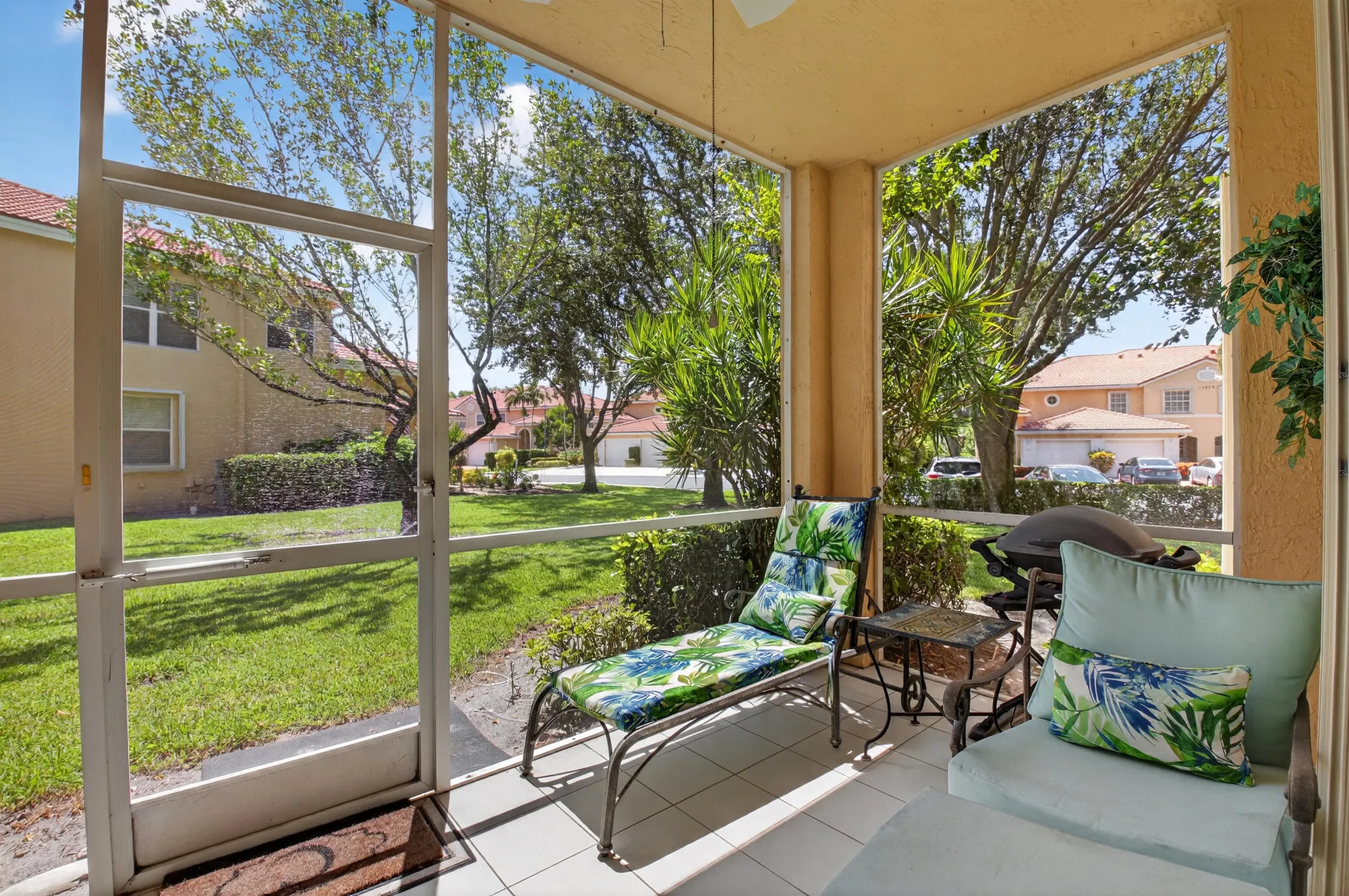Property Slideshow image 34 of 86 | 12439 crystal pointe dr 102, Boynton Beach, FL, 33437