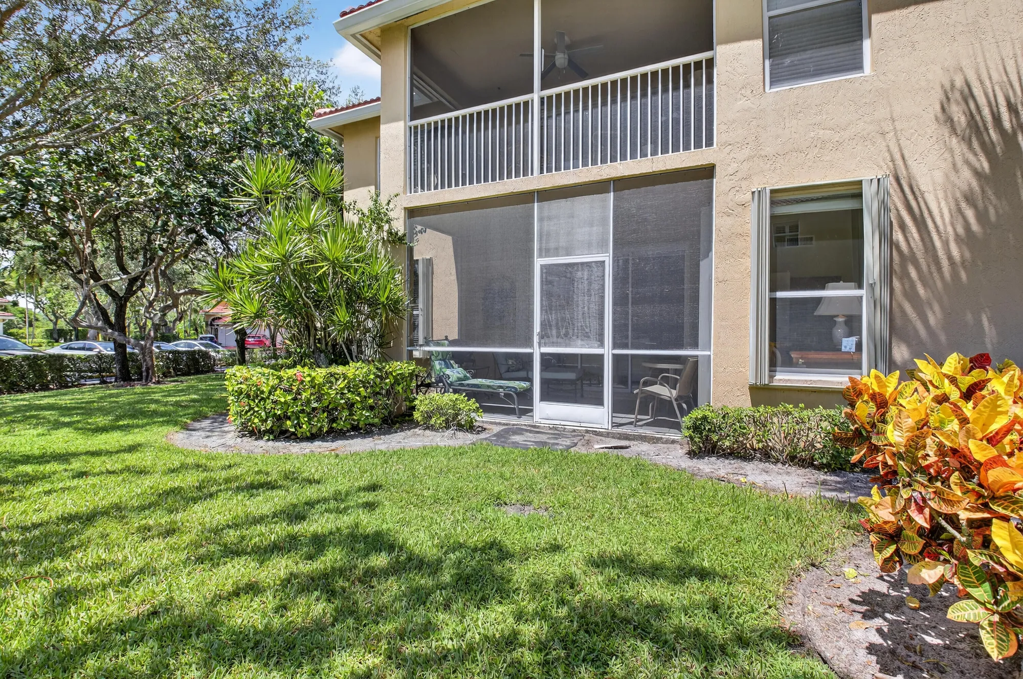 Property Slideshow image 36 of 86 | 12439 crystal pointe dr 102, Boynton Beach, FL, 33437