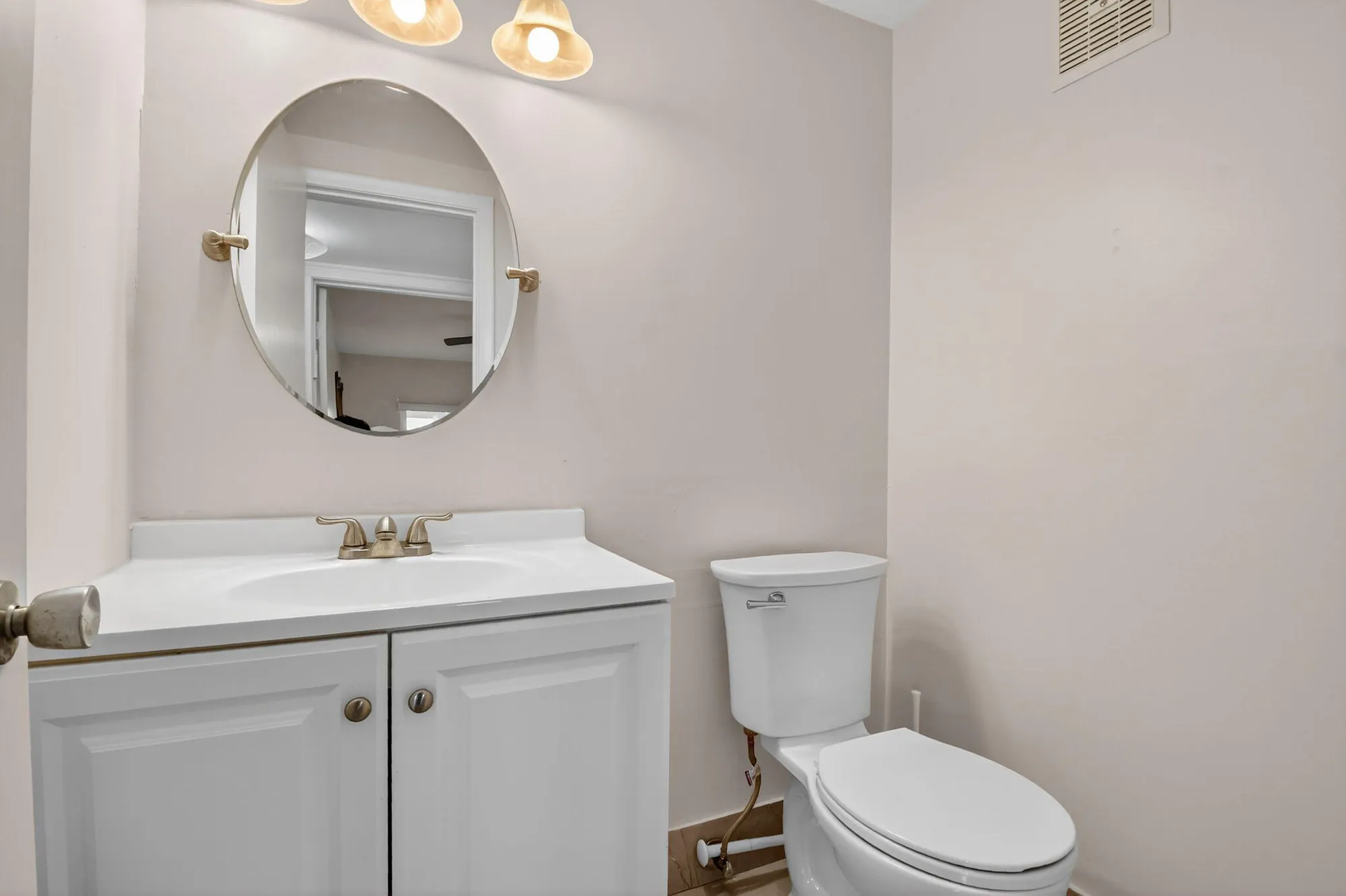 Property Slideshow image 9 of 29 | 16 waltham a, West Palm Beach, FL, 33417