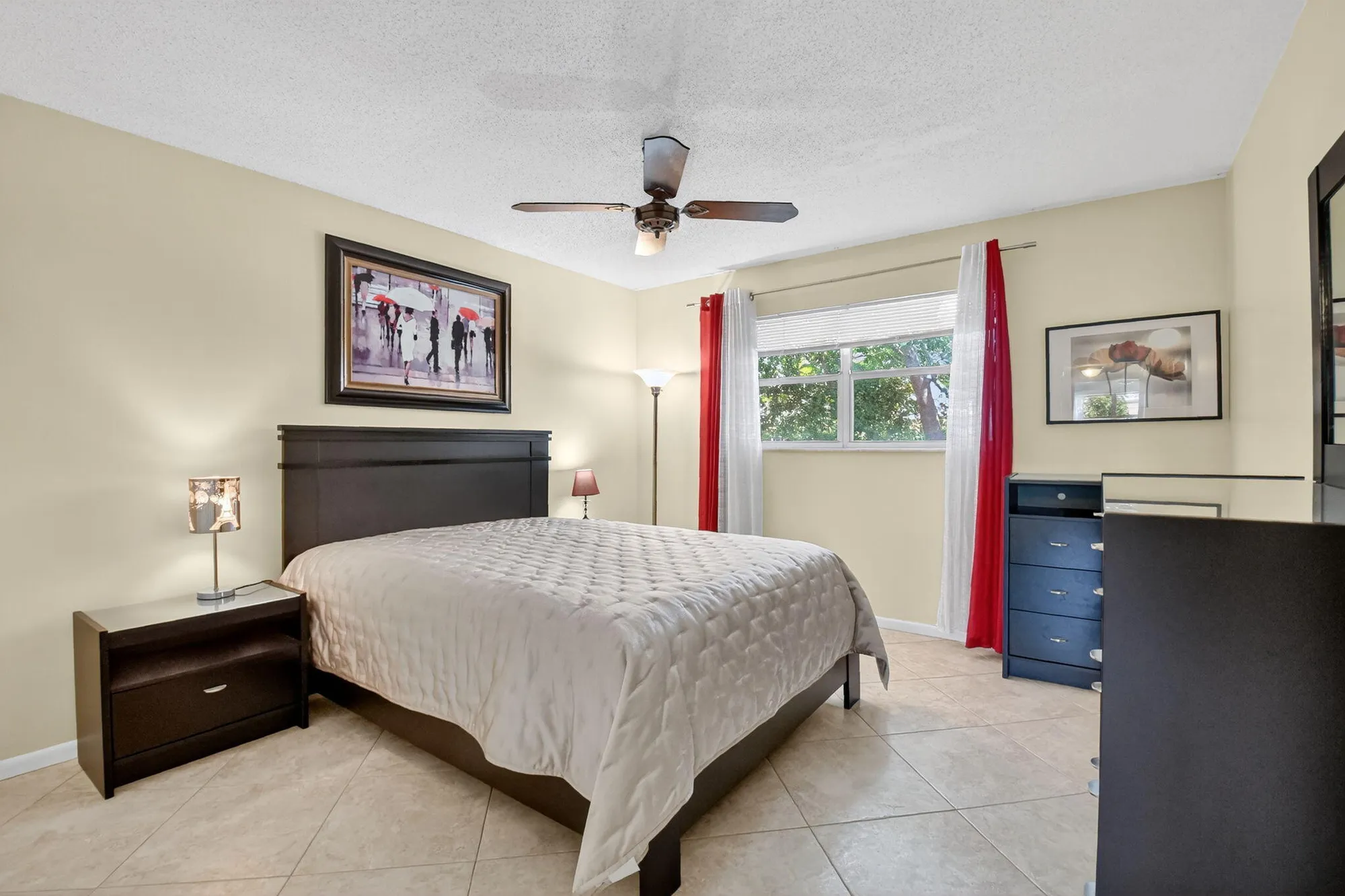 Property Slideshow image 16 of 40 | 203 oxford 100, West Palm Beach, FL, 33417