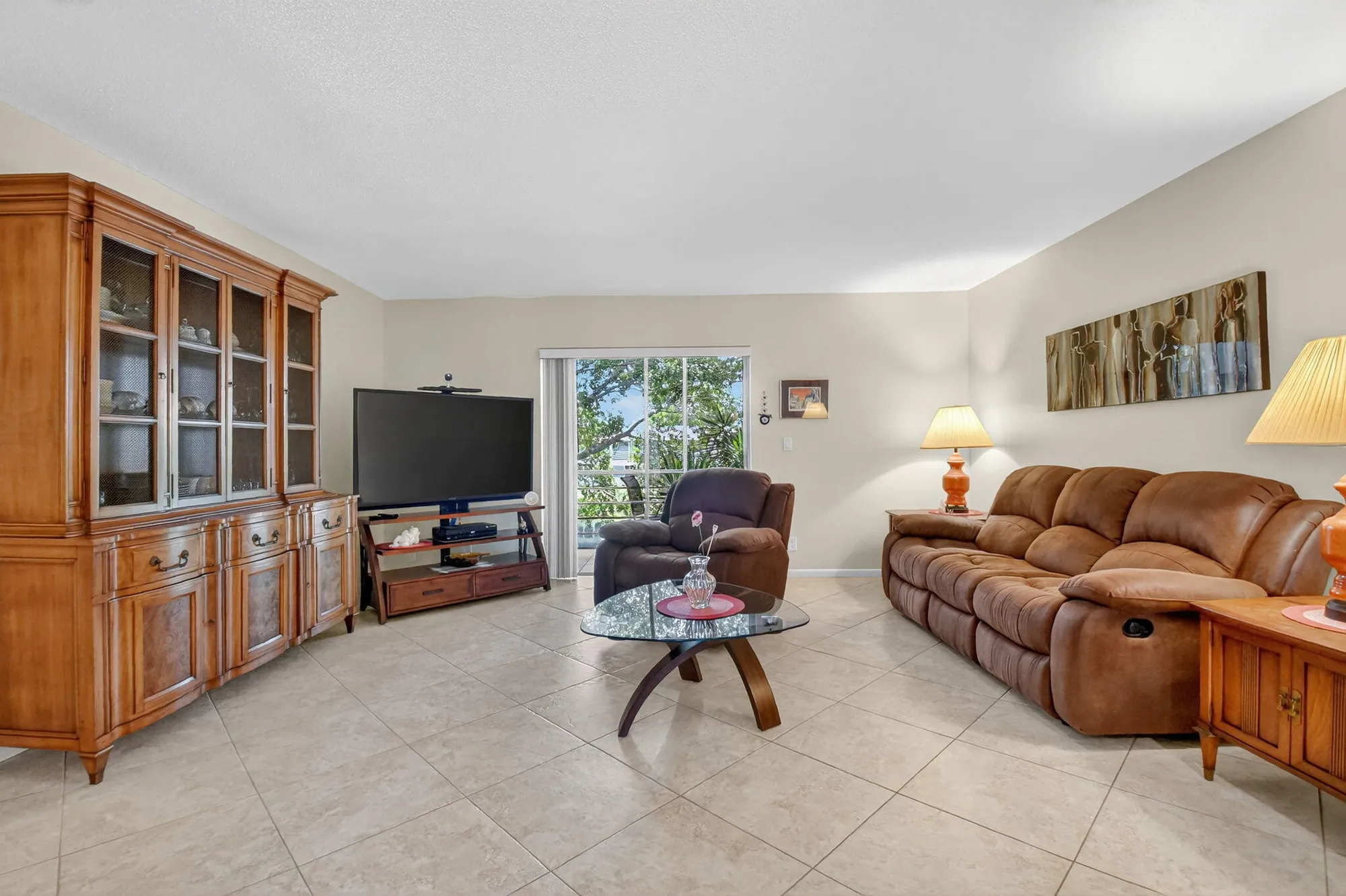 Property Slideshow image 10 of 40 | 203 oxford 100, West Palm Beach, FL, 33417