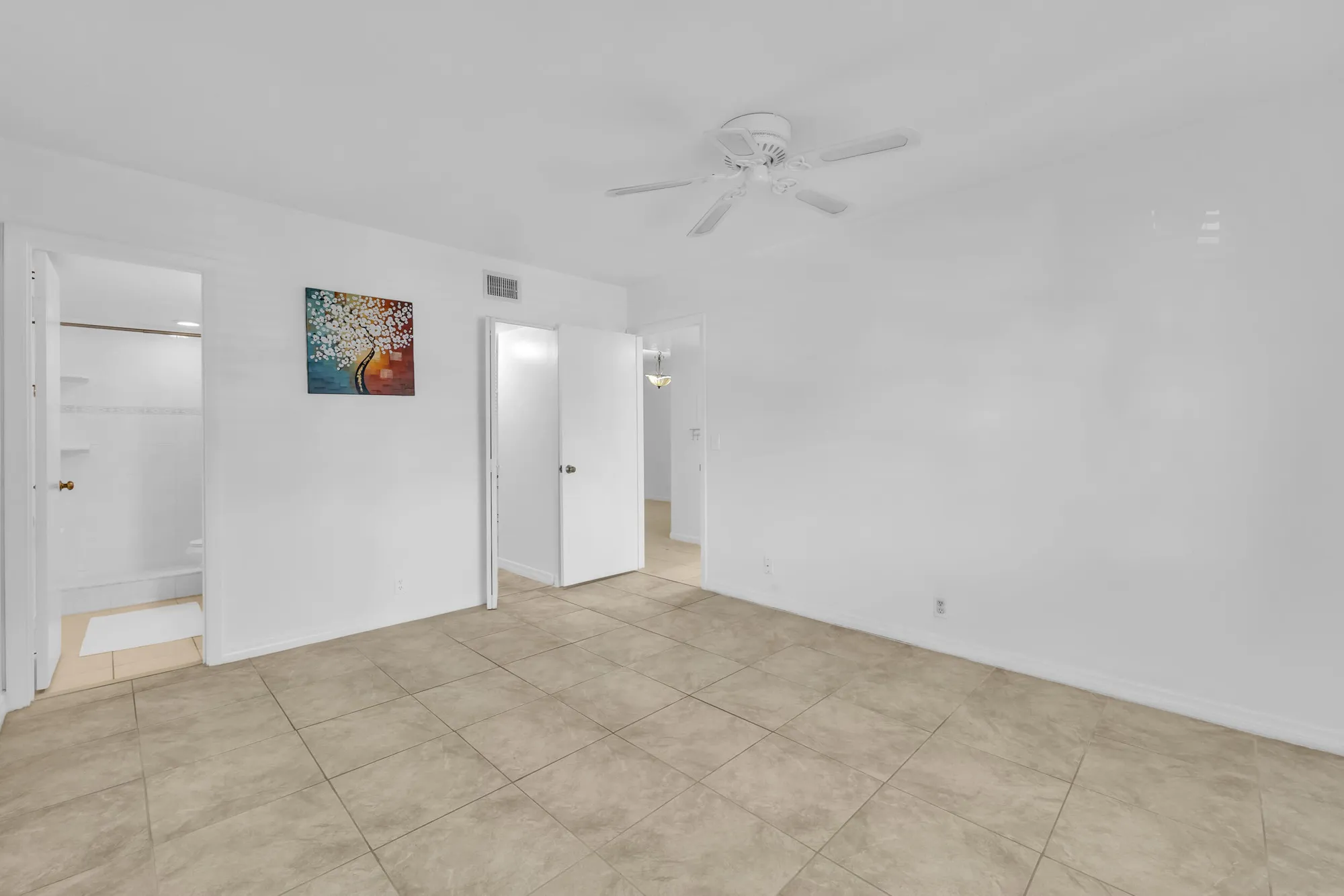 Property Slideshow image 16 of 29 | 150 lake meryl dr apt 247, West Palm Beach, FL, 33411