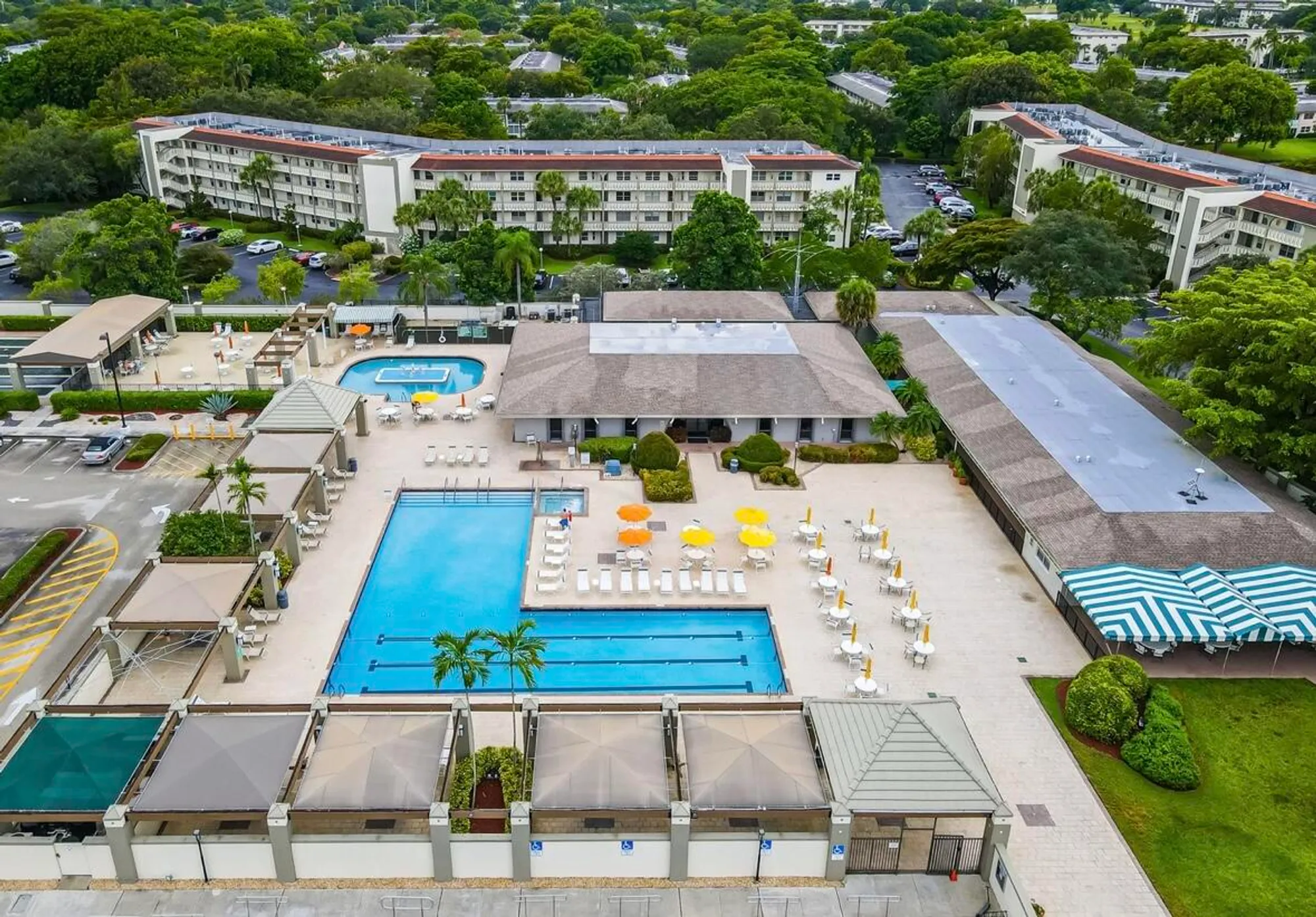 Property Slideshow image 14 of 15 | 3005 portofino isle f3, Coconut Creek, FL, 33066