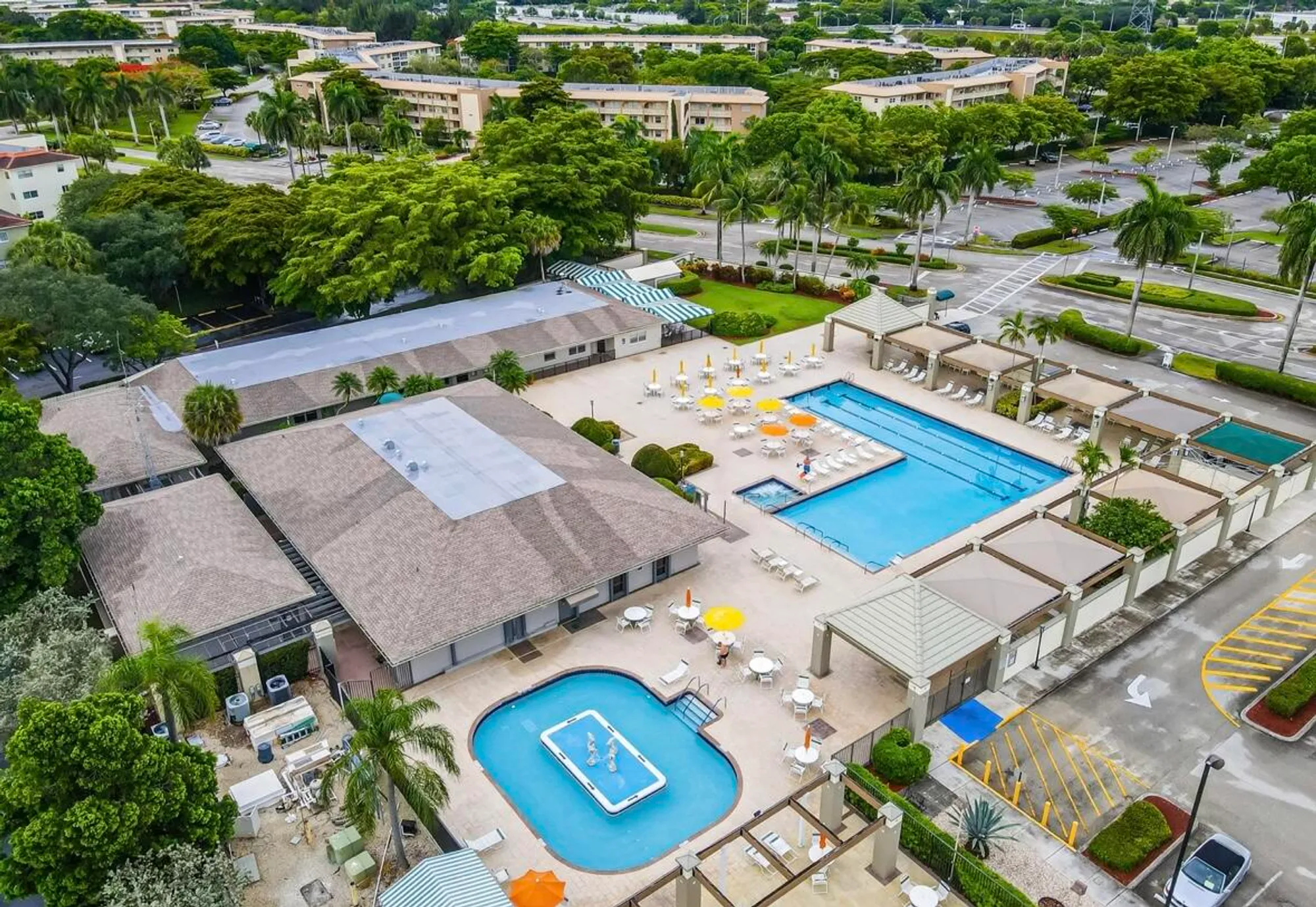 Property Slideshow image 13 of 15 | 3005 portofino isle f3, Coconut Creek, FL, 33066