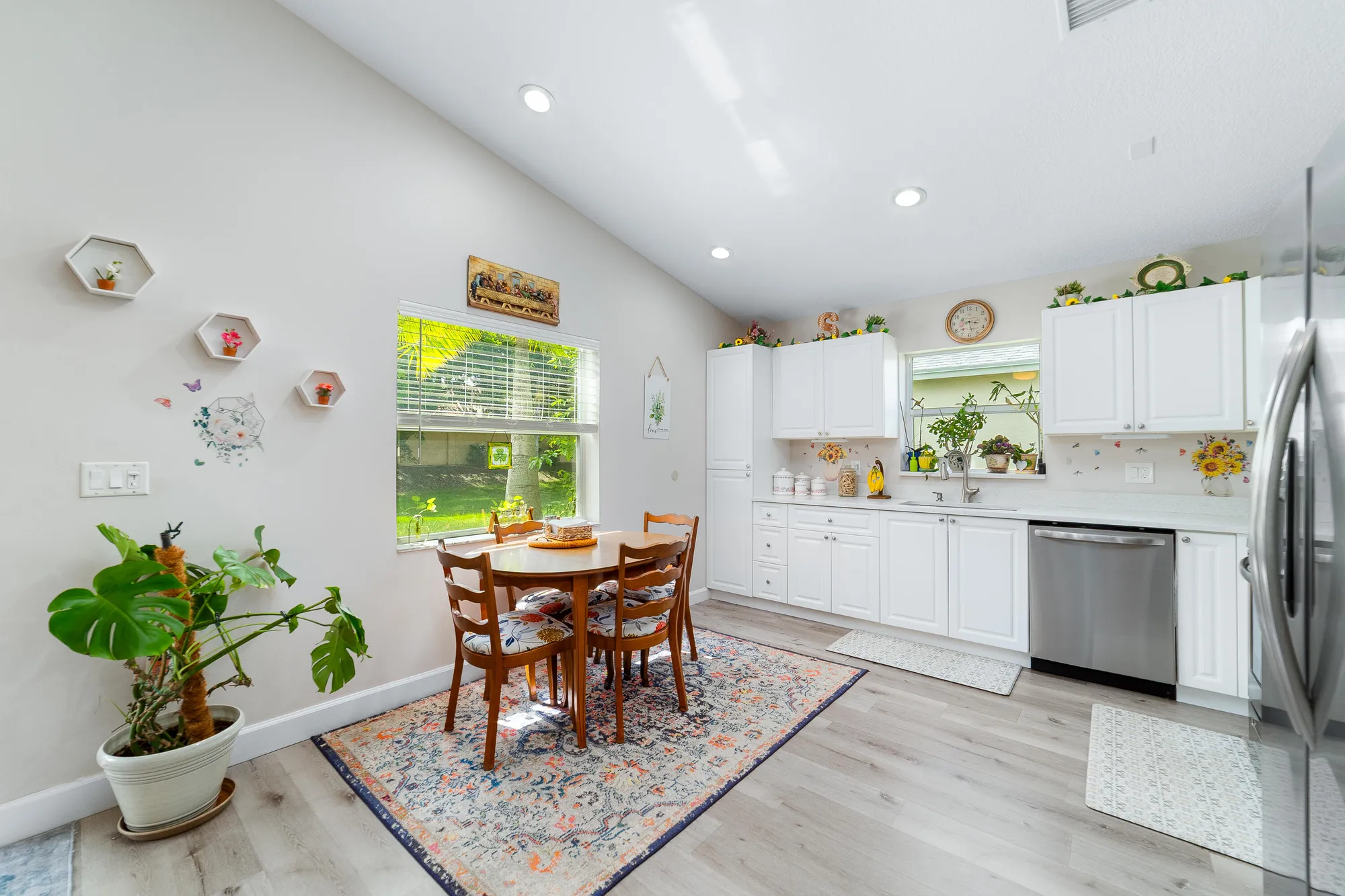 Property Slideshow image 8 of 42 | 453 sw talquin ln, Port Saint Lucie, FL, 34986