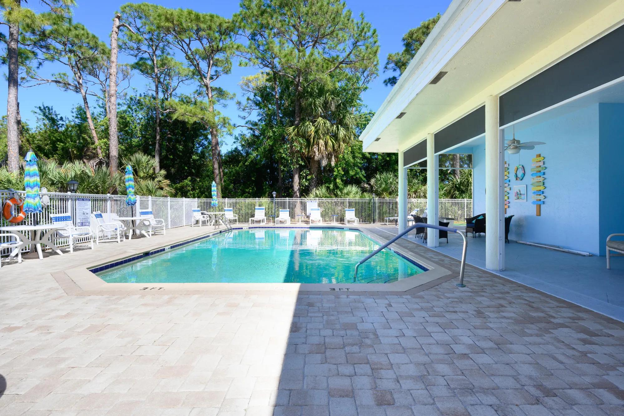 Property Slideshow image 21 of 39 | 10976 se sea pines cir, Hobe Sound, FL, 33455