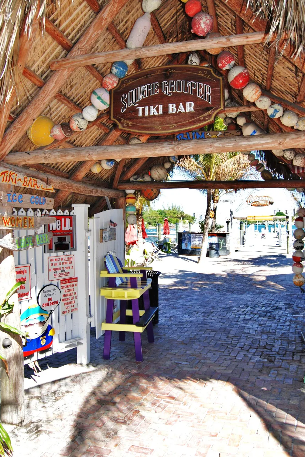 Property Slideshow image 31 of 39 | 10976 se sea pines cir, Hobe Sound, FL, 33455