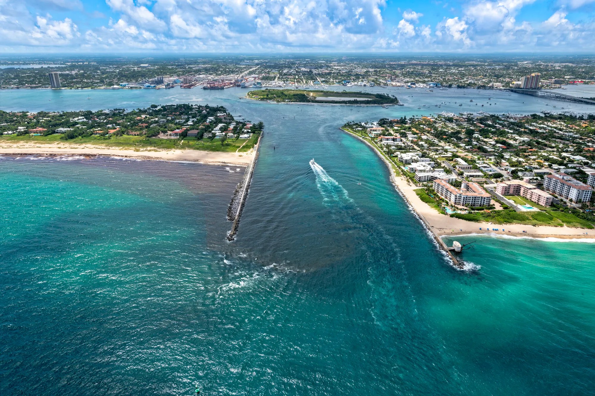 Property Slideshow image 36 of 39 | 10976 se sea pines cir, Hobe Sound, FL, 33455