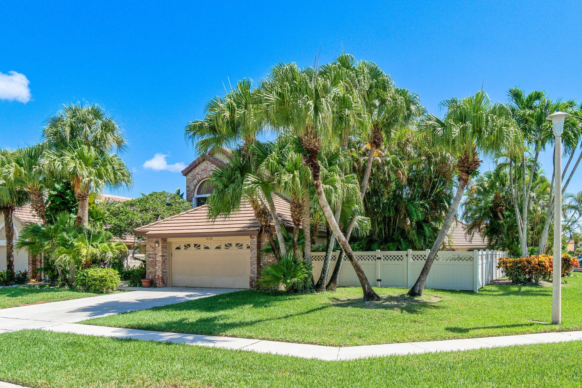 Property Slideshow image 33 of 58 | 8102 allspice dr, Boynton Beach, FL, 33472