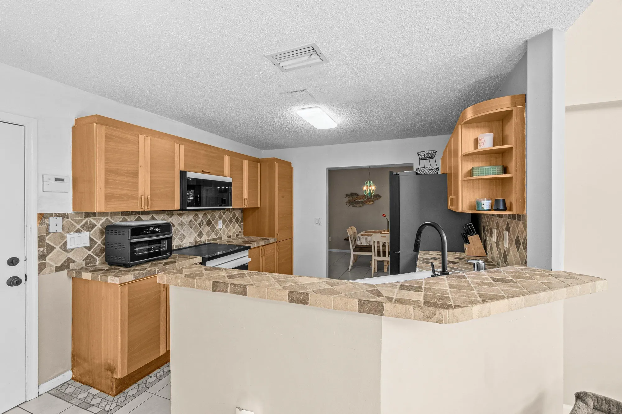 Property Slideshow image 10 of 58 | 8102 allspice dr, Boynton Beach, FL, 33472