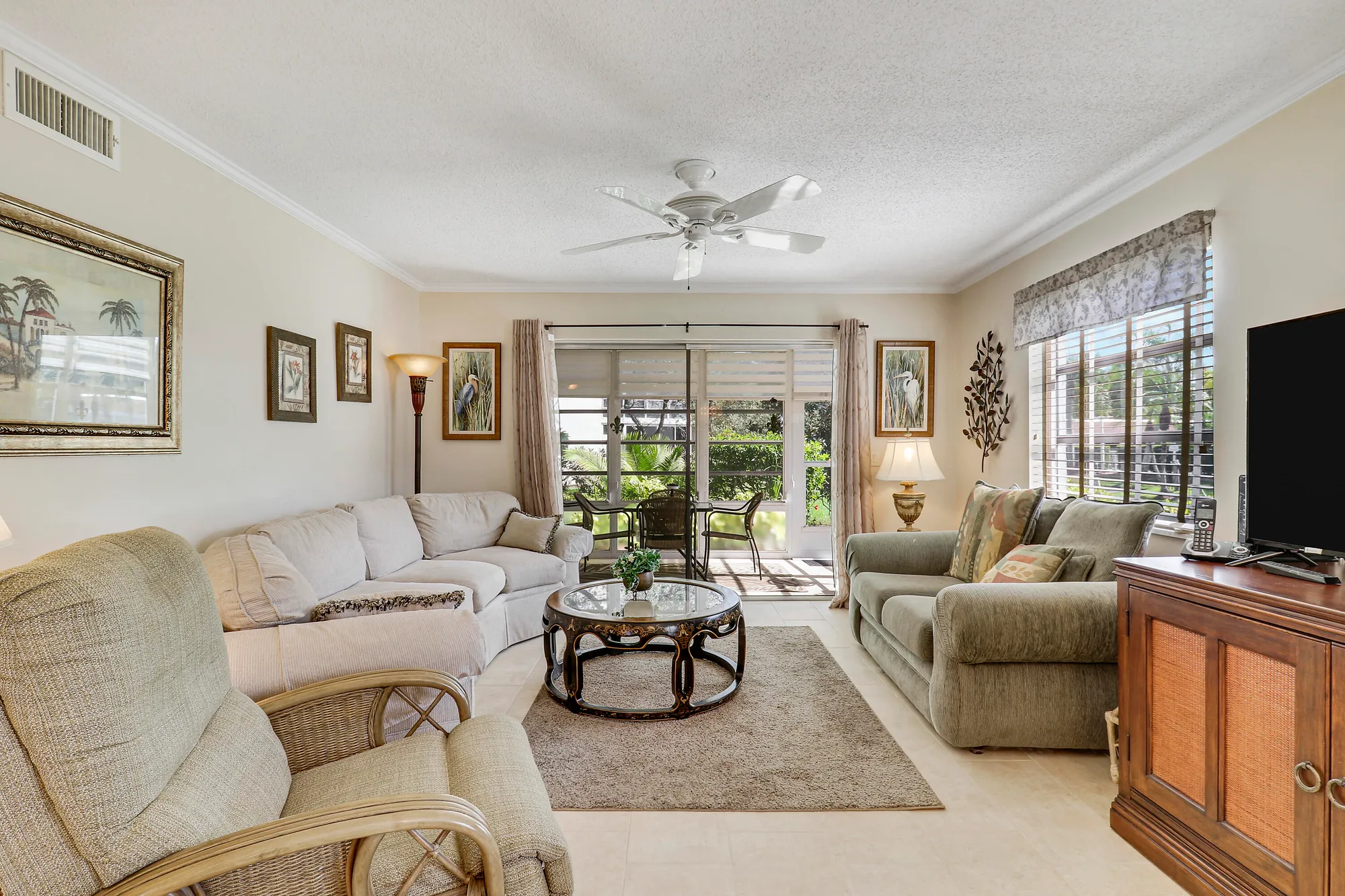 Property Slideshow image 9 of 19 | 2950 se ocean blvd 6-3, Stuart, FL, 34996